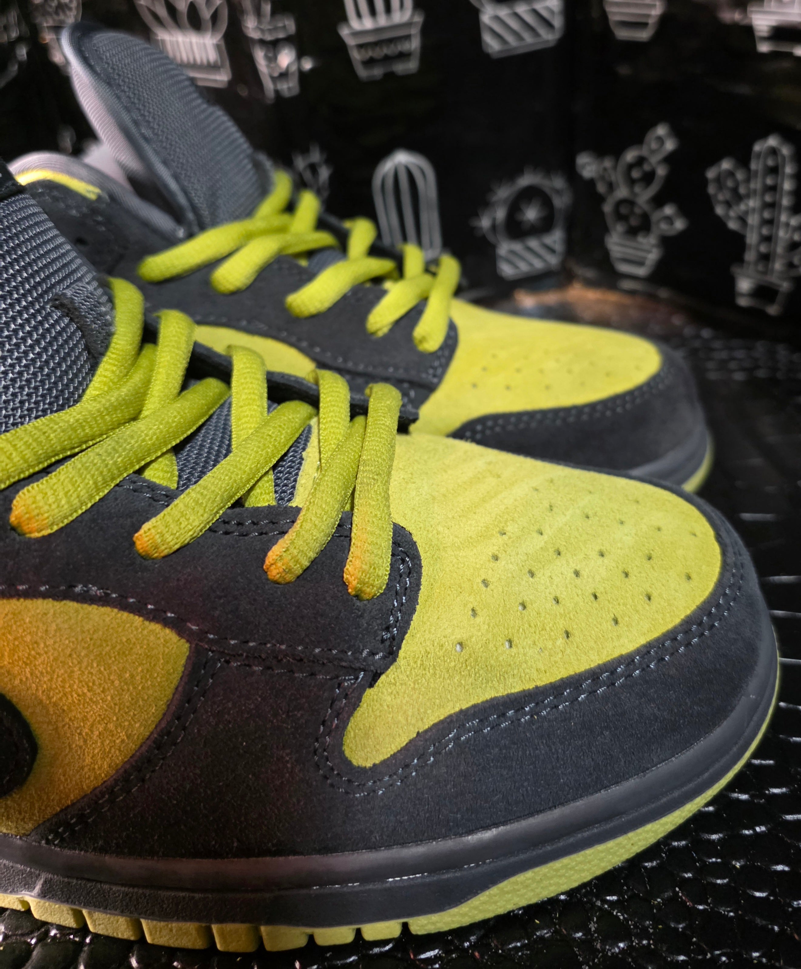 Nike SB Dunk Low “Supreme Inspired – Mustard &amp; Gray Suede.”  Top Mid Tier — US 11 — New