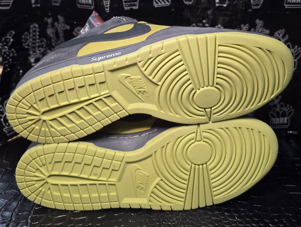 Nike SB Dunk Low “Supreme Inspired – Mustard &amp; Gray Suede.”  Top Mid Tier — US 11 — New