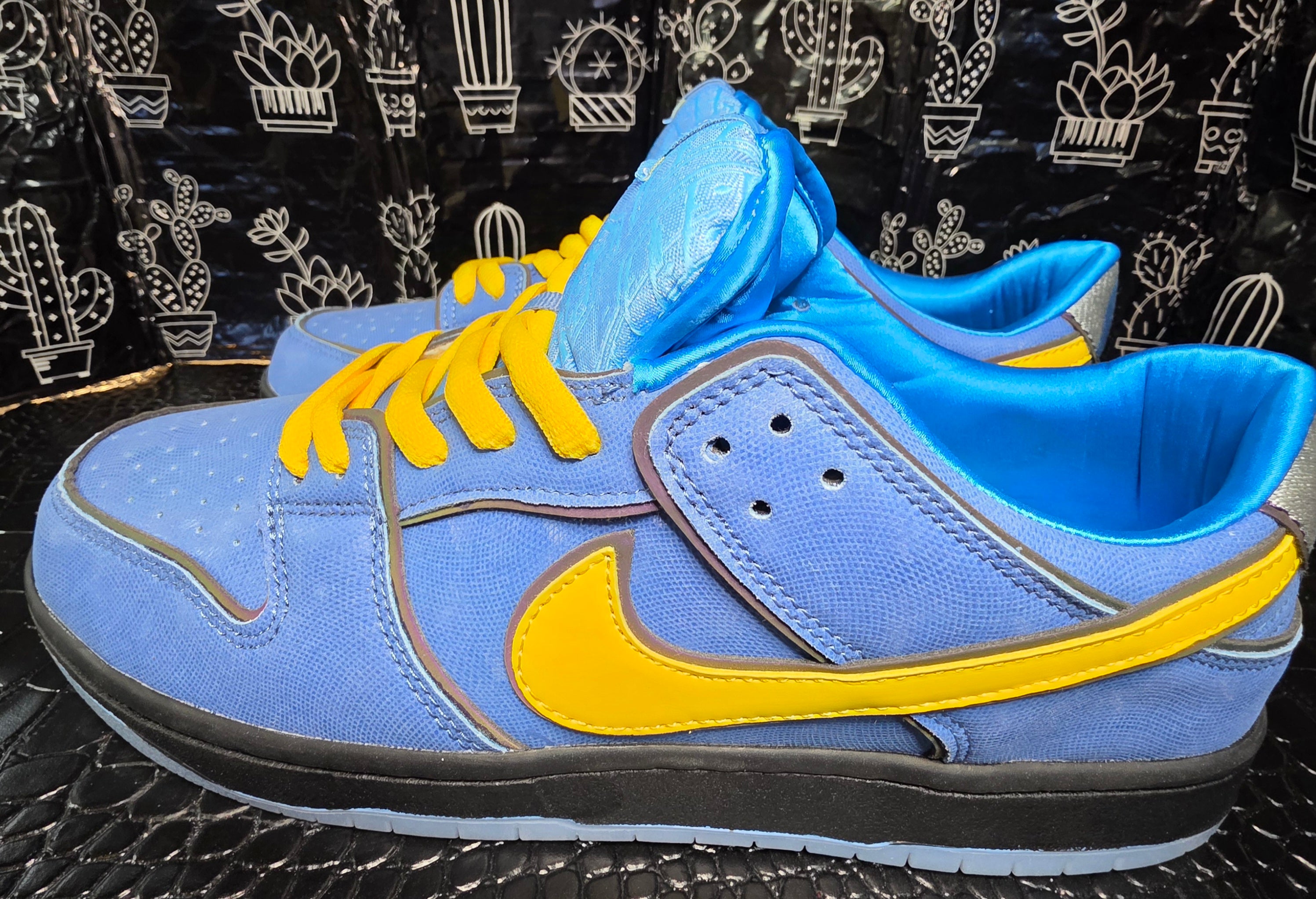 Nike SB Dunk Bubbles – Power Puff Girls  Inspired Design – US 11 – New