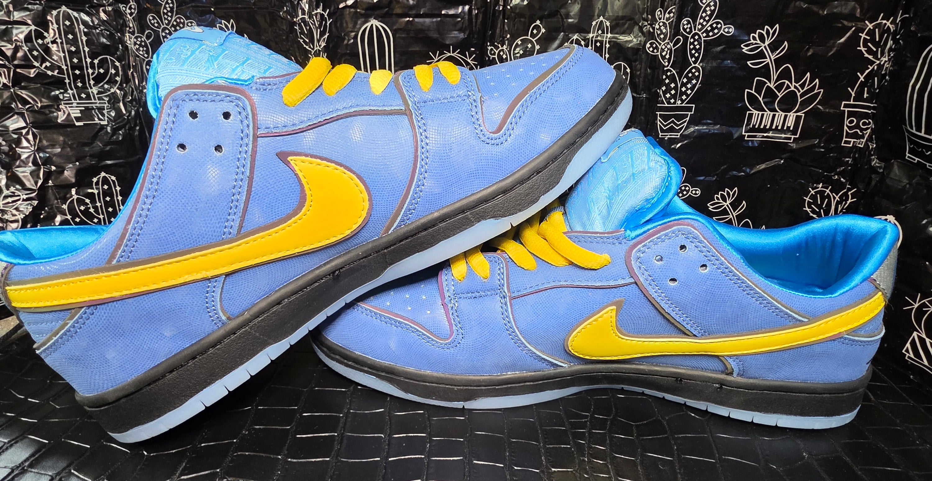 Nike SB Dunk Bubbles – Power Puff Girls  Inspired Design – US 11 – New