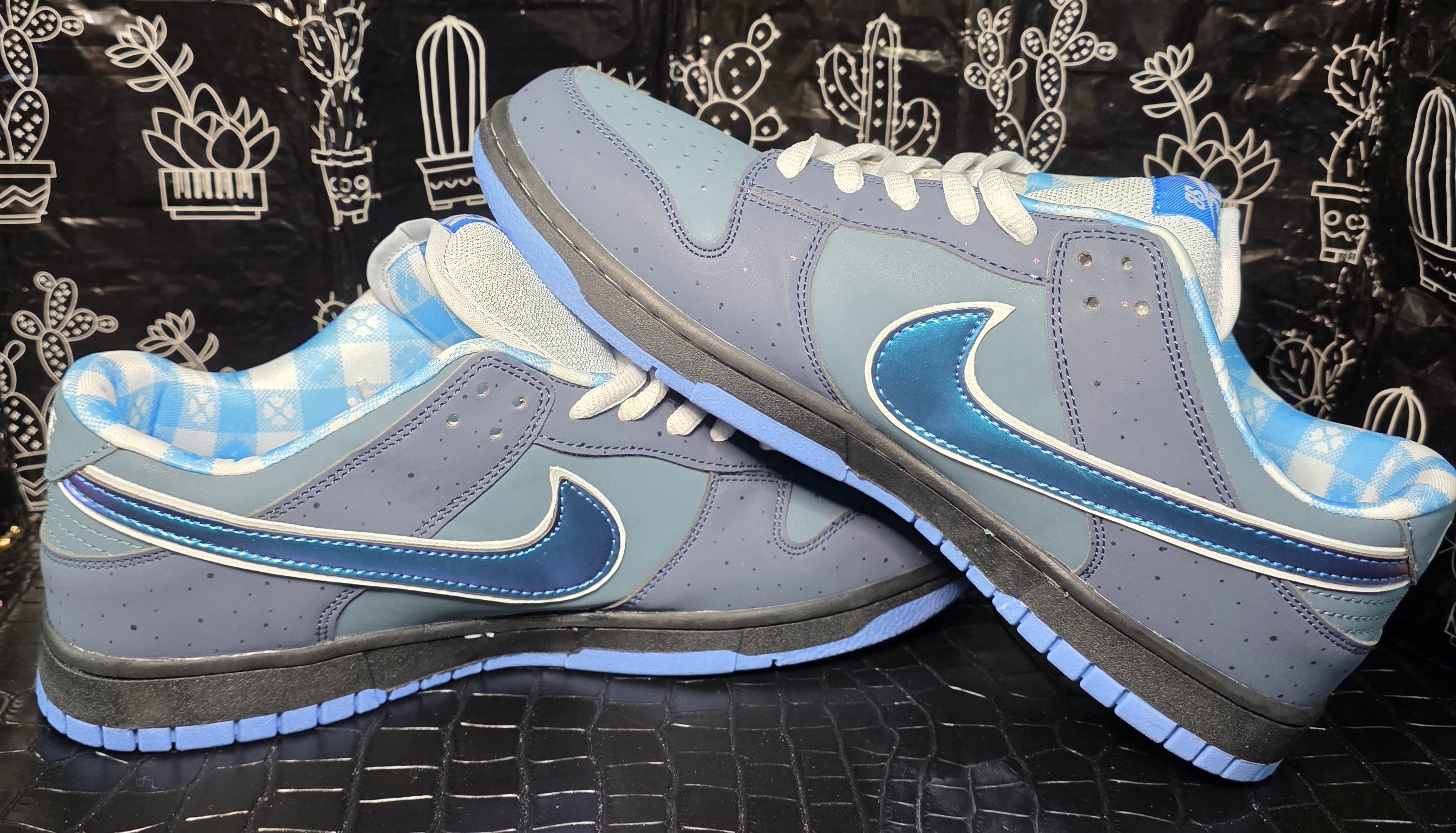 Nike SB Dunk Low “Blue Lobster Inspired.” US 11 — New