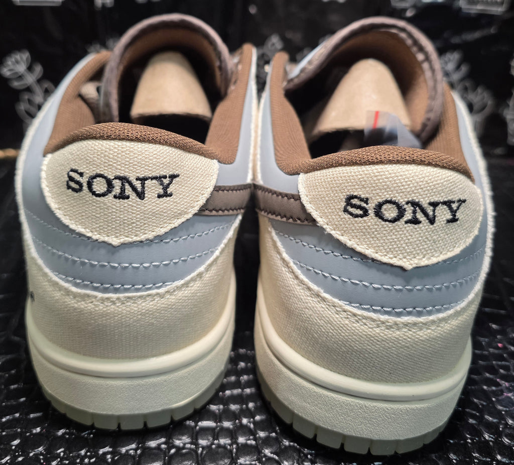 Nike SB Dunk Low “Travis Scott × PlayStation Inspired”  Clear Sole Edition —  US 11 — New