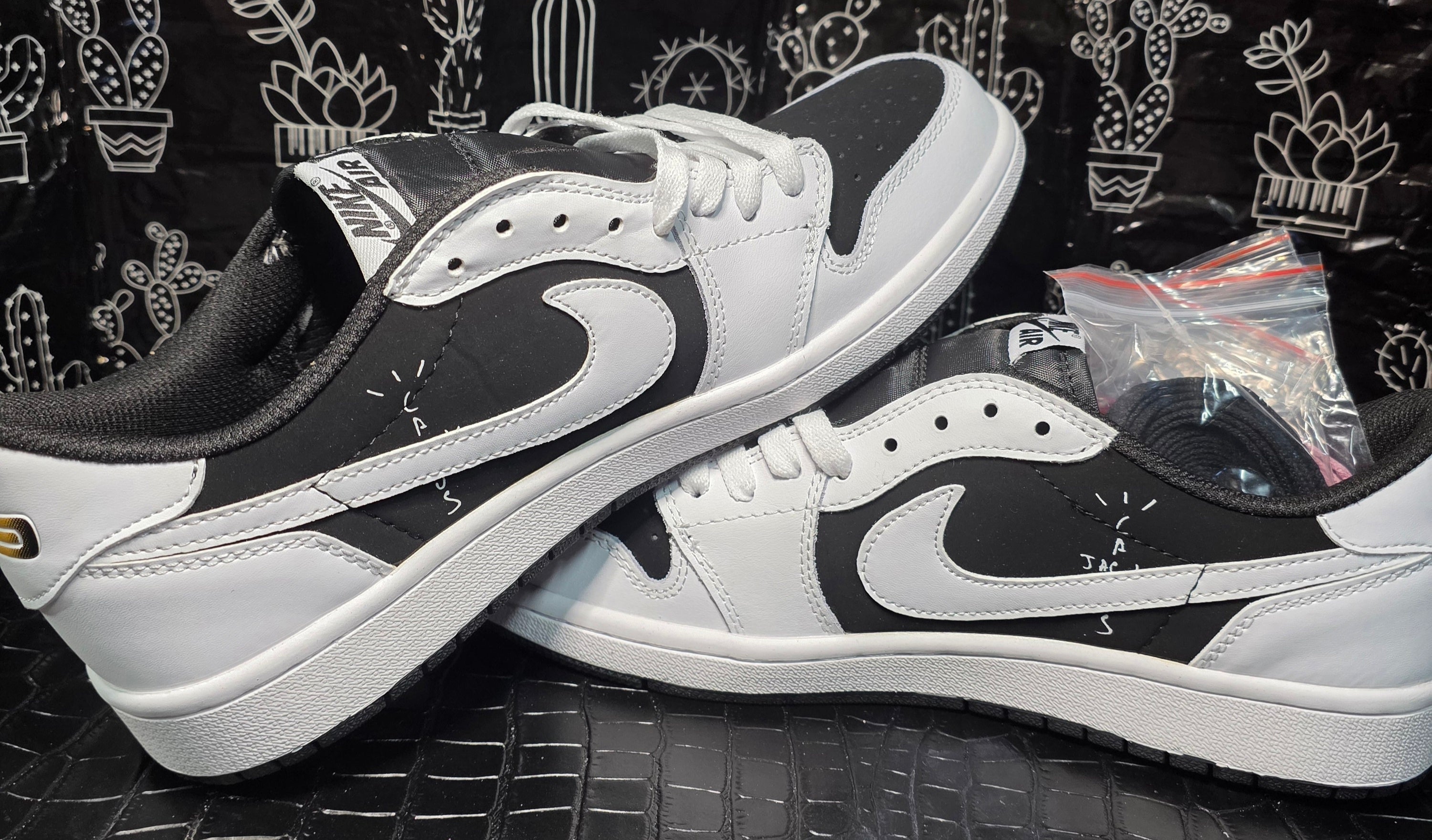 Jordan 1 Low “Travis Scott" inspired styling – "Pandas.”  Fantasy Build — Top Mid Tier — US 11 — New
