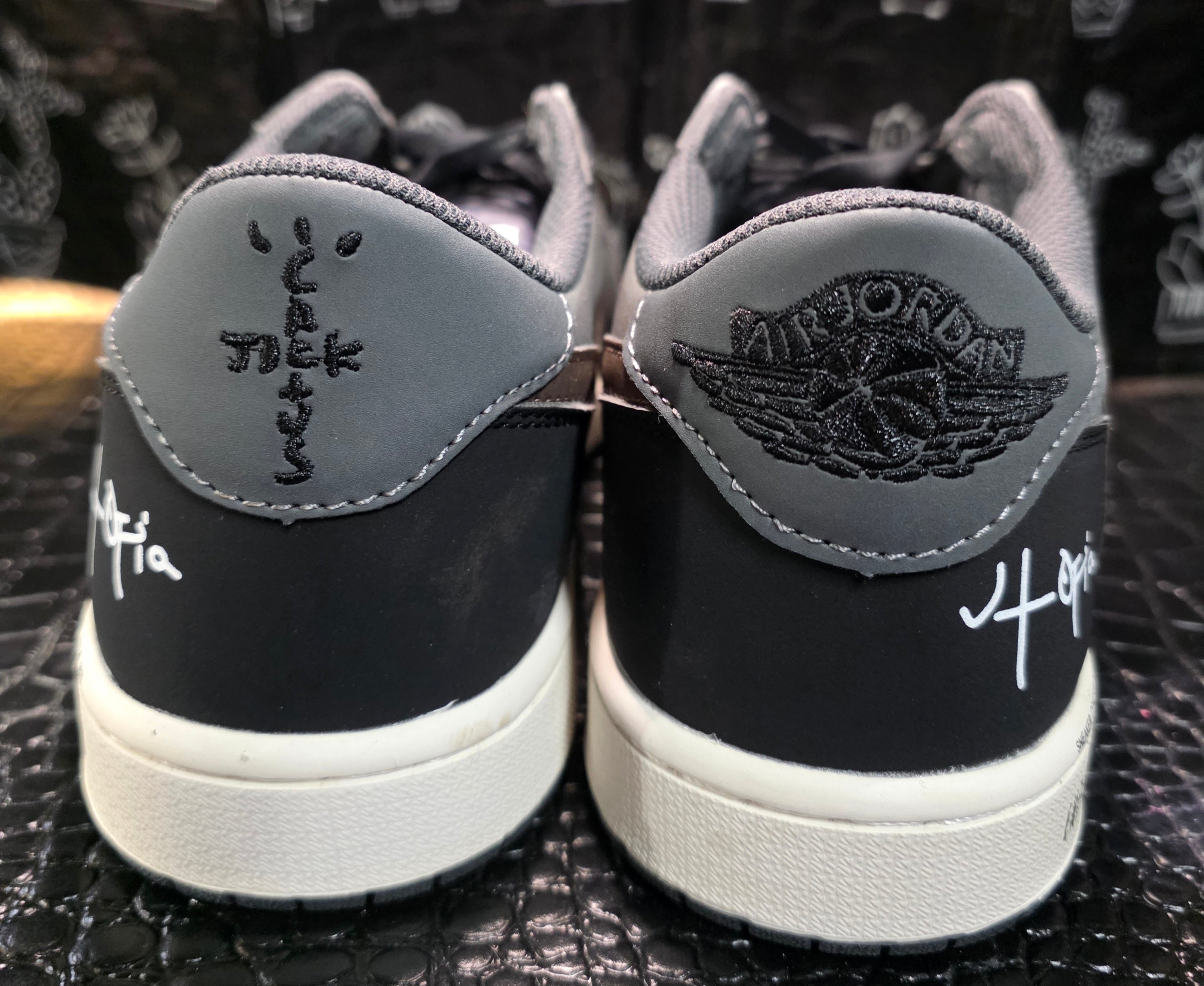 Jordan 1 Low “Travis Scott Utopia Inspired” — Fantasy Build — US 11 — New