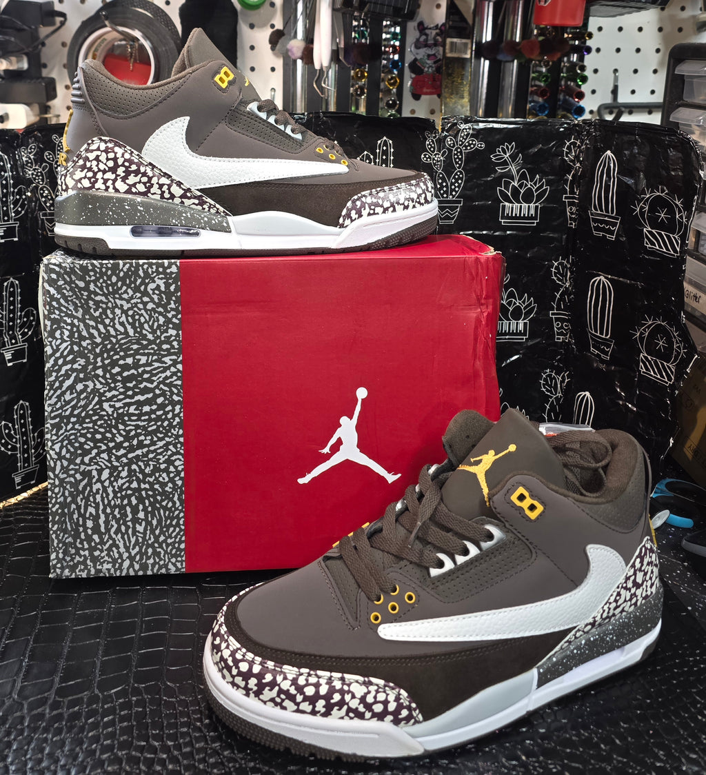 Jordan 3 “Travis Scott Design Inspired.” Fantasy Build — US 11 — New