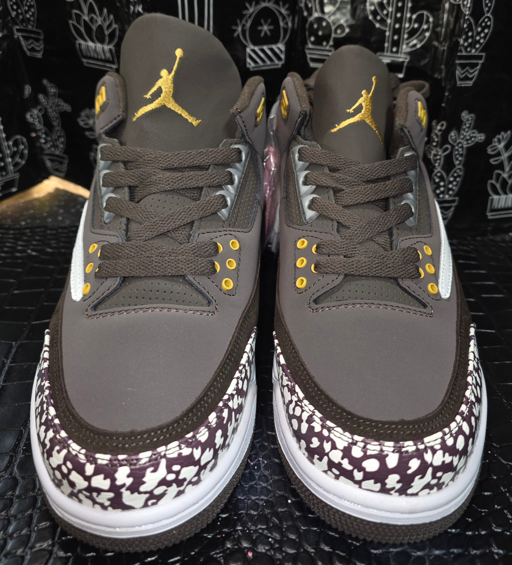 Jordan 3 “Travis Scott Design Inspired.” Fantasy Build — US 11 — New