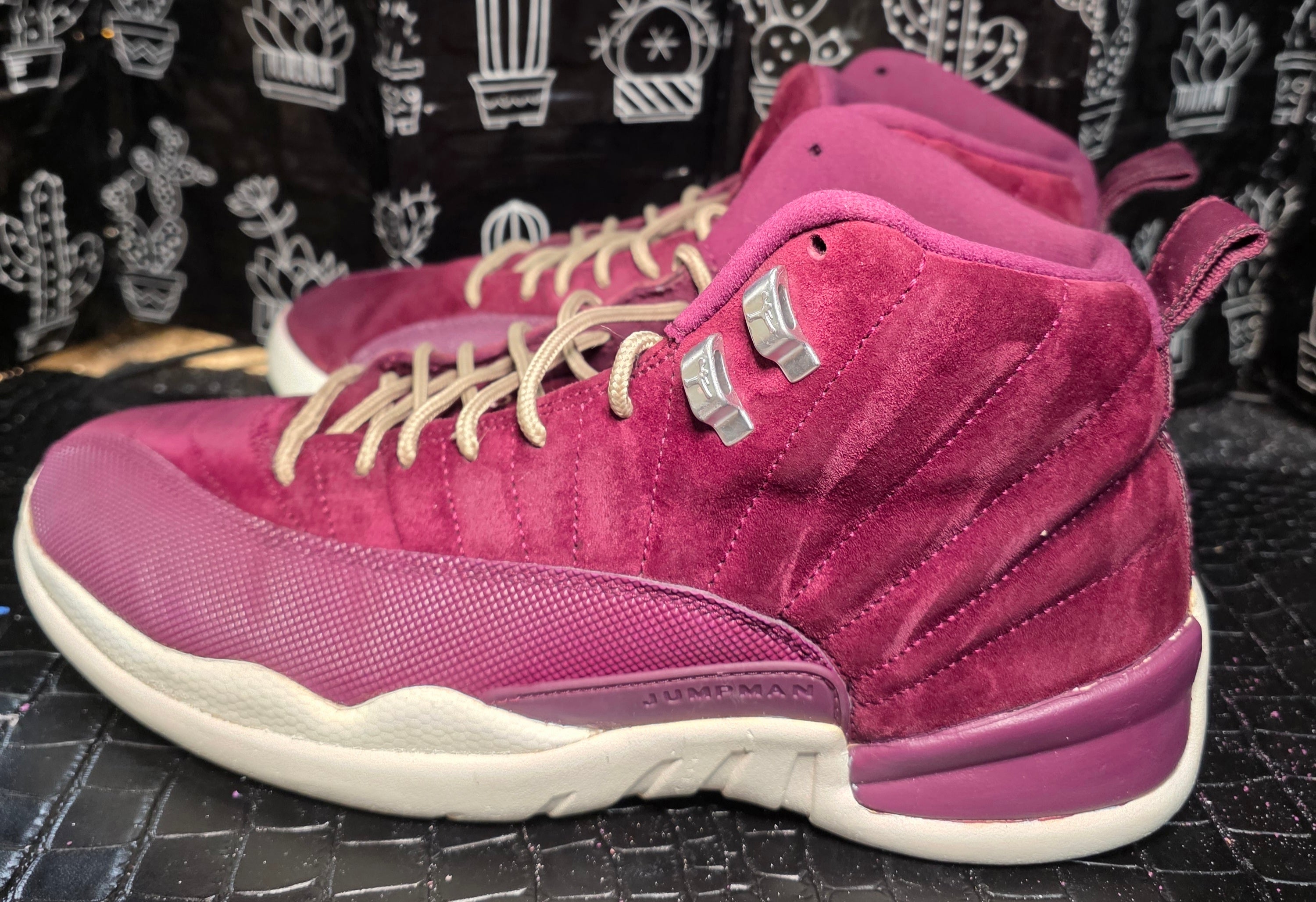 Jordan 12 Bordeaux Men's 10.5