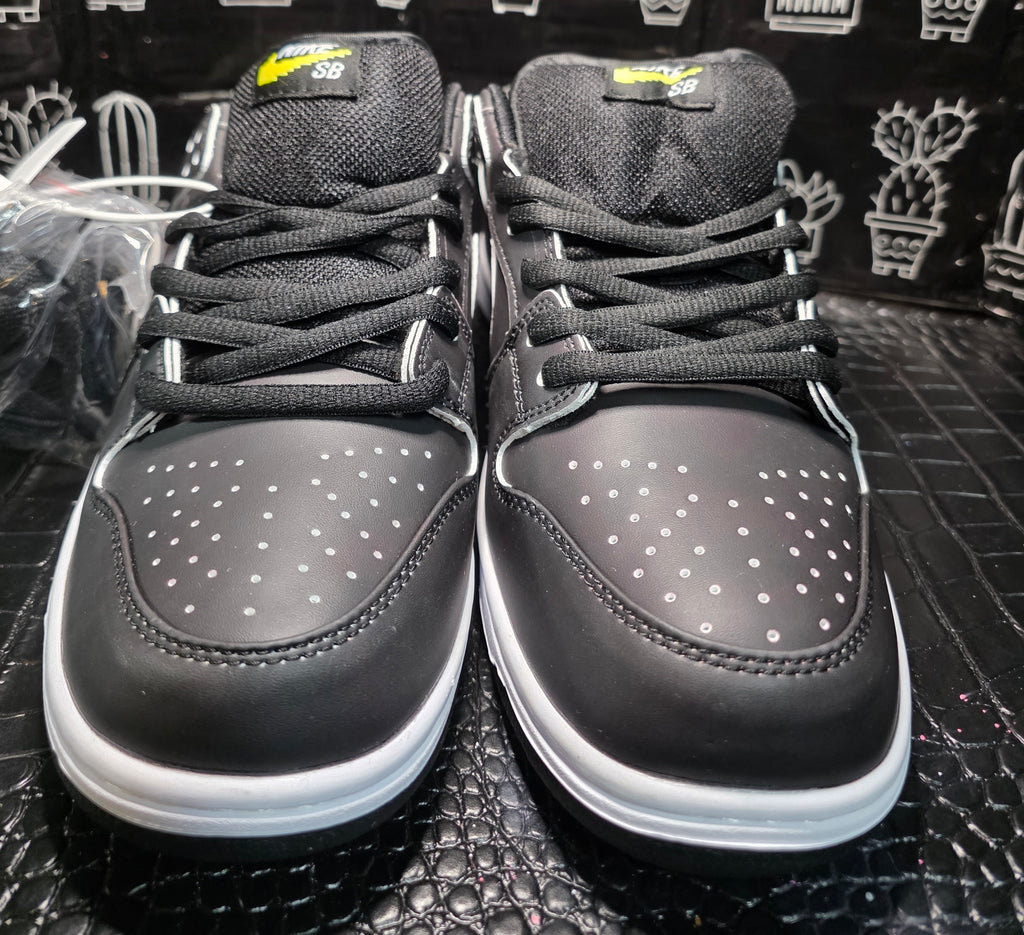 Nike SB Dunk - Design Inspired “Civilist”  Color Changing US 11