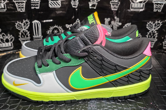 Nike SB Dunk Low “Oregon What The Ducks — Alt PE” — Design Inspired — US 11
