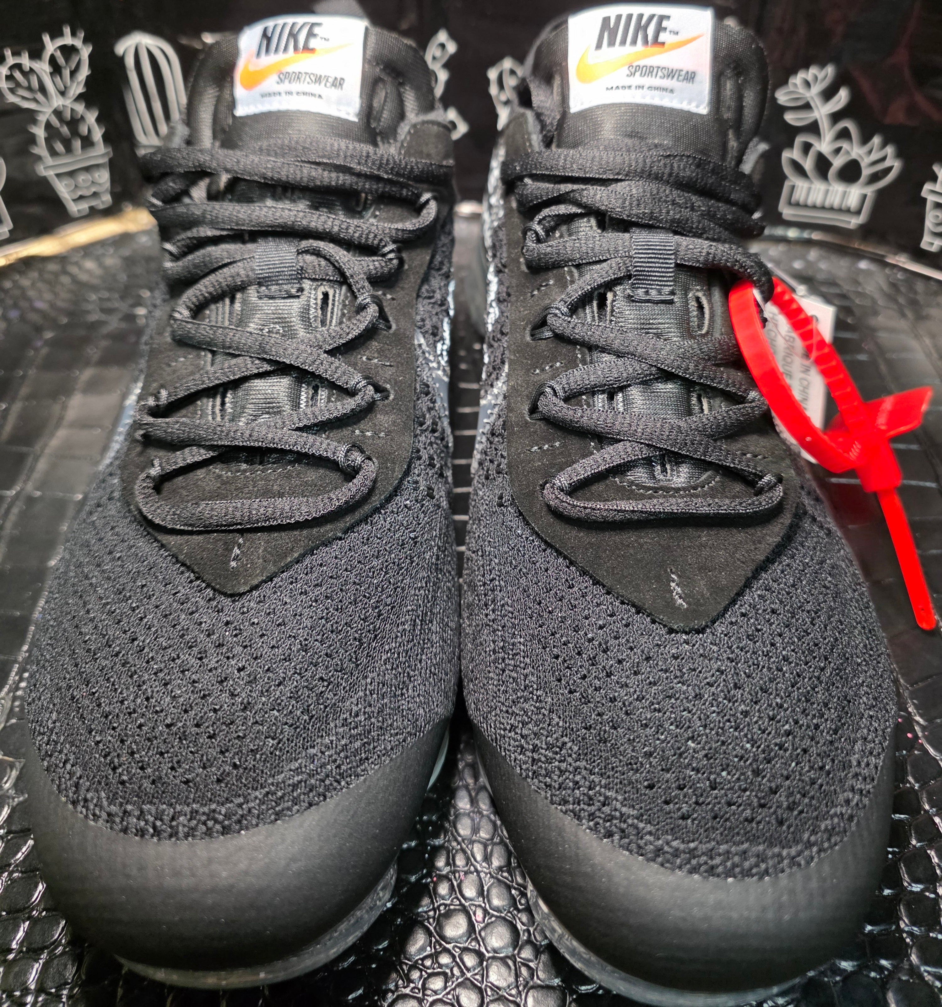 Off‑White x Nike Air VaporMax Plus — Black w/ Clear Air Units — 1:1 Spec — US 11