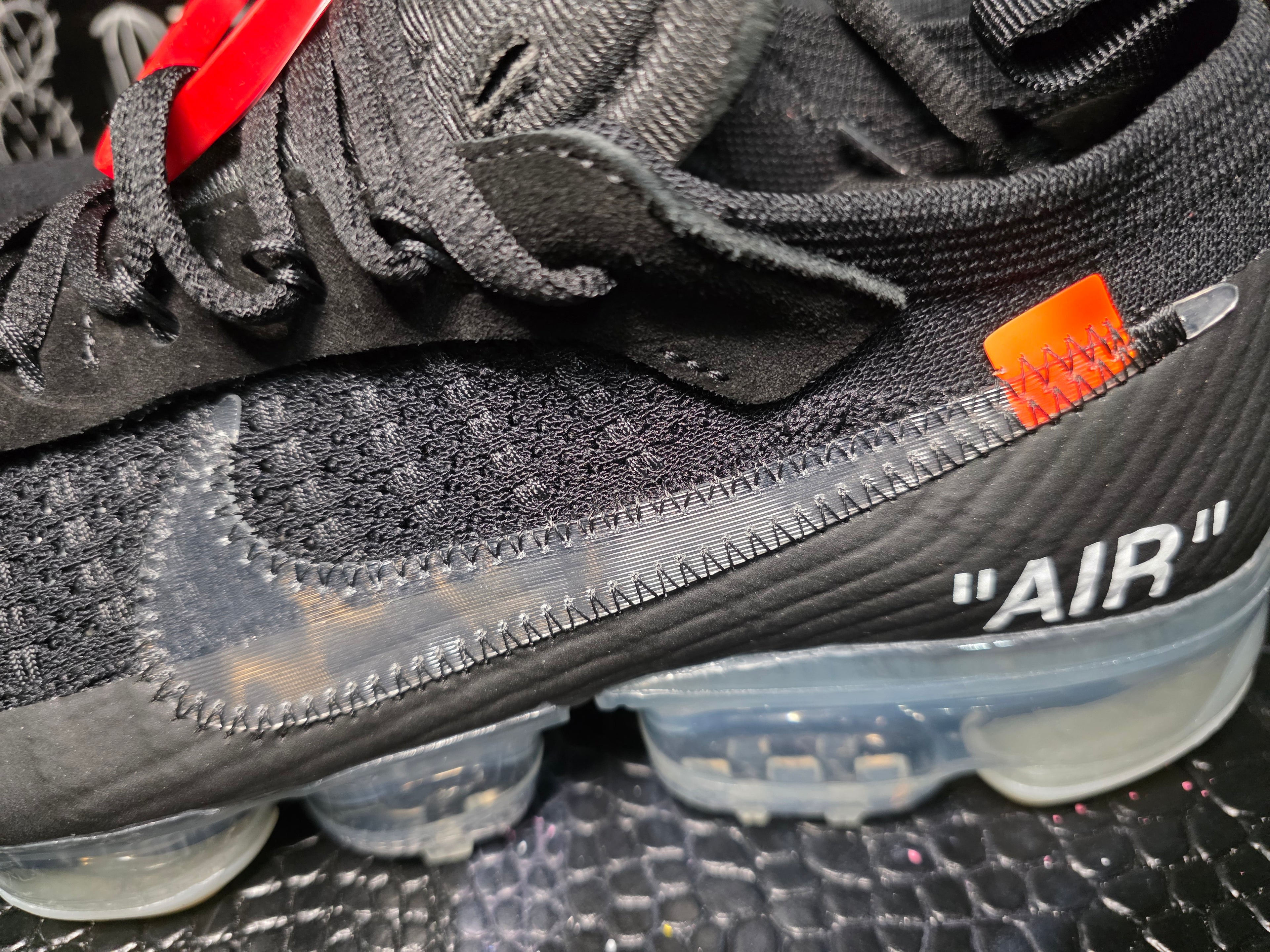 Off‑White x Nike Air VaporMax Plus — Black w/ Clear Air Units — 1:1 Spec — US 11