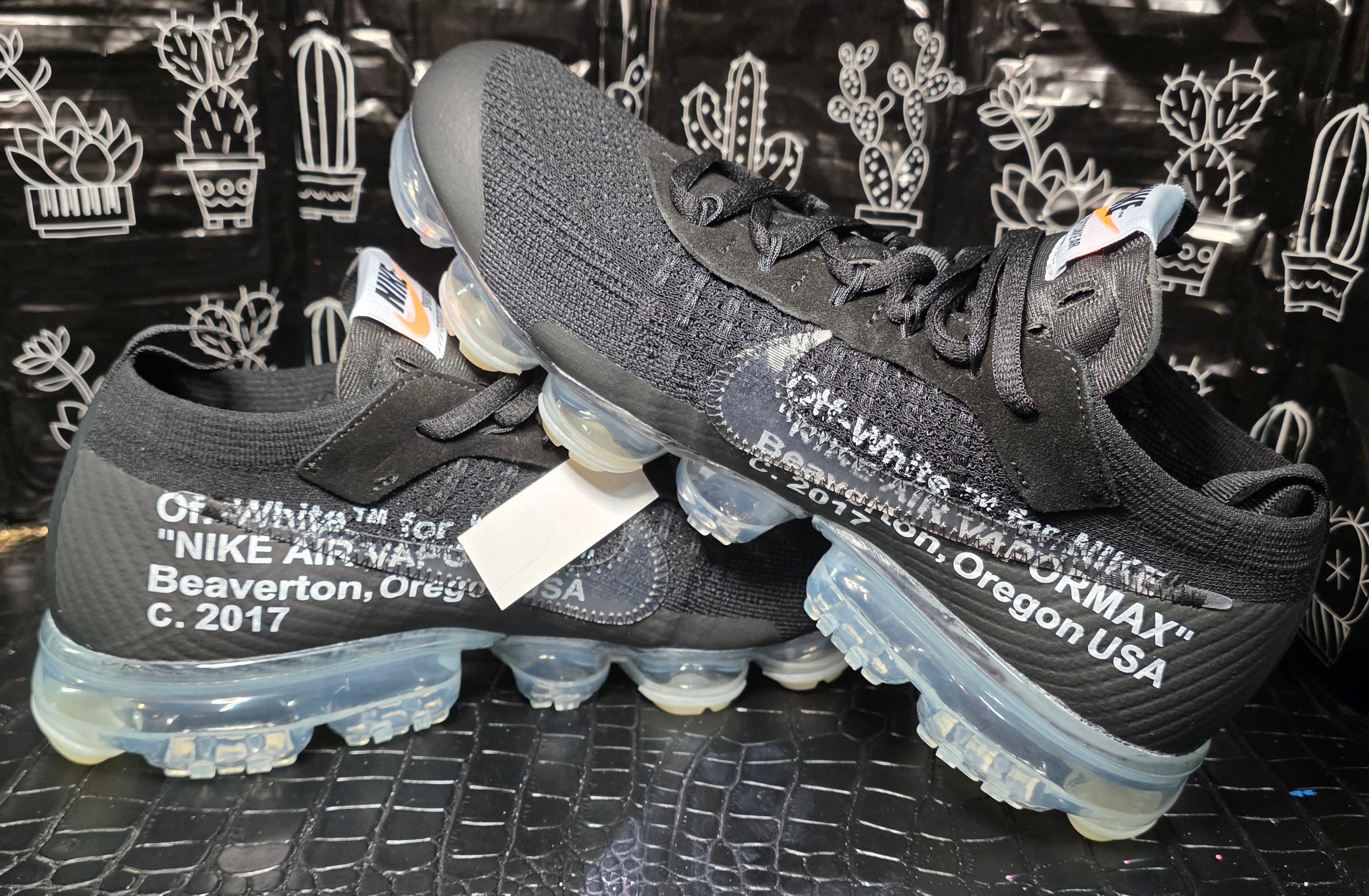 Off‑White x Nike Air VaporMax Plus — Black w/ Clear Air Units — 1:1 Spec — US 11