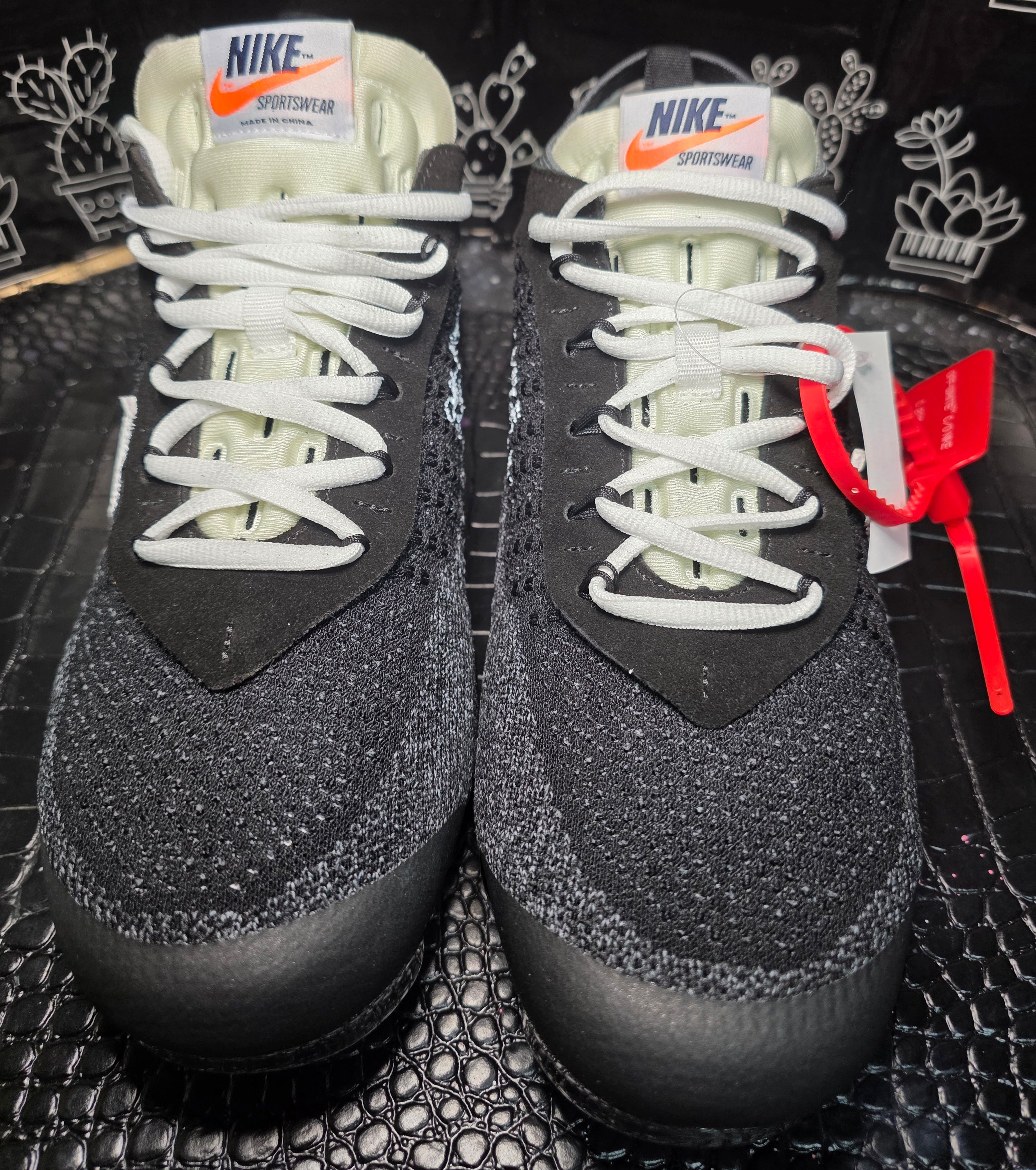 Off‑White x Nike Air VaporMax Plus — Black/Black — 1:1 Spec — US 11