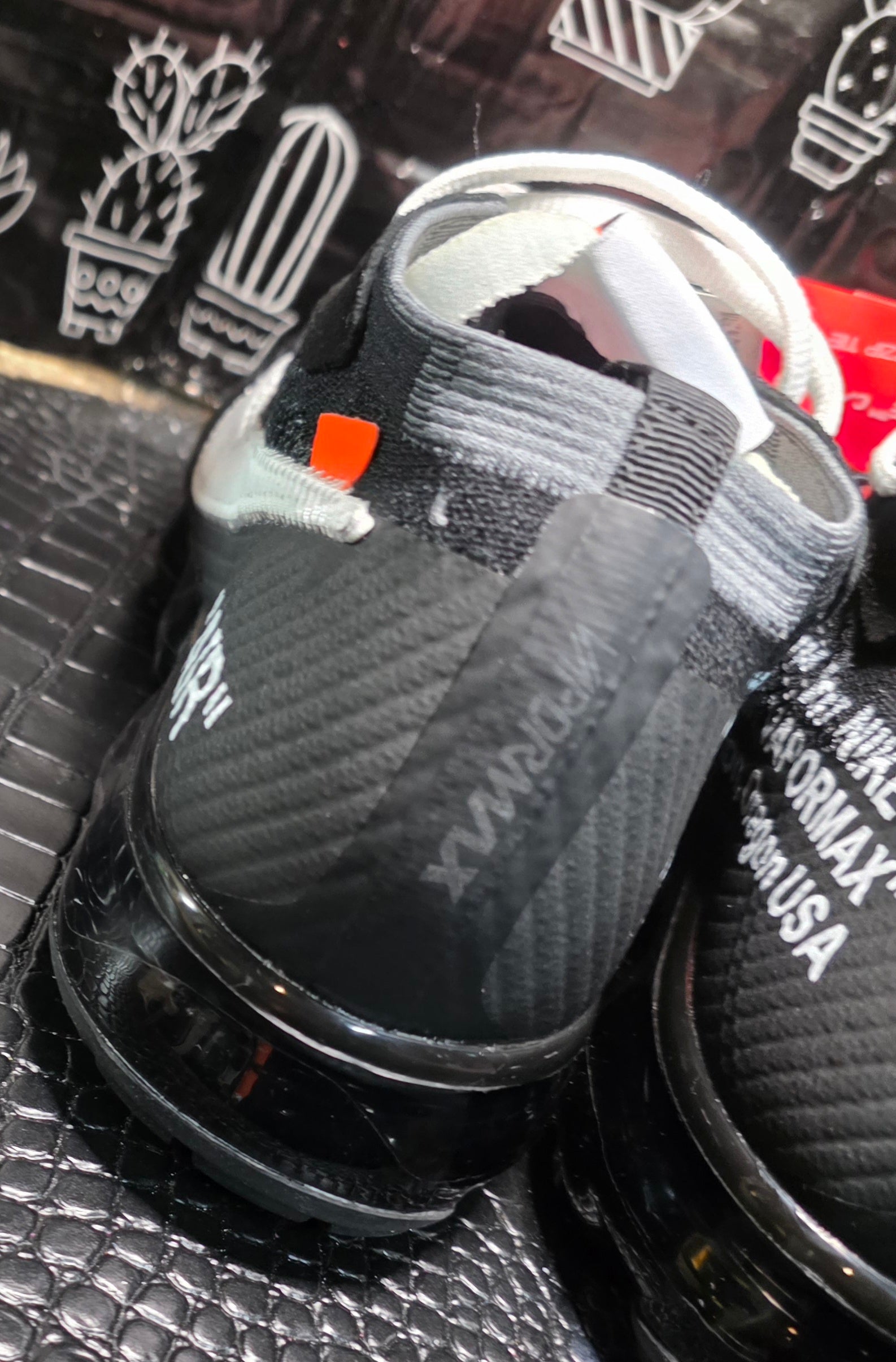 Off‑White x Nike Air VaporMax Plus — Black/Black — 1:1 Spec — US 11