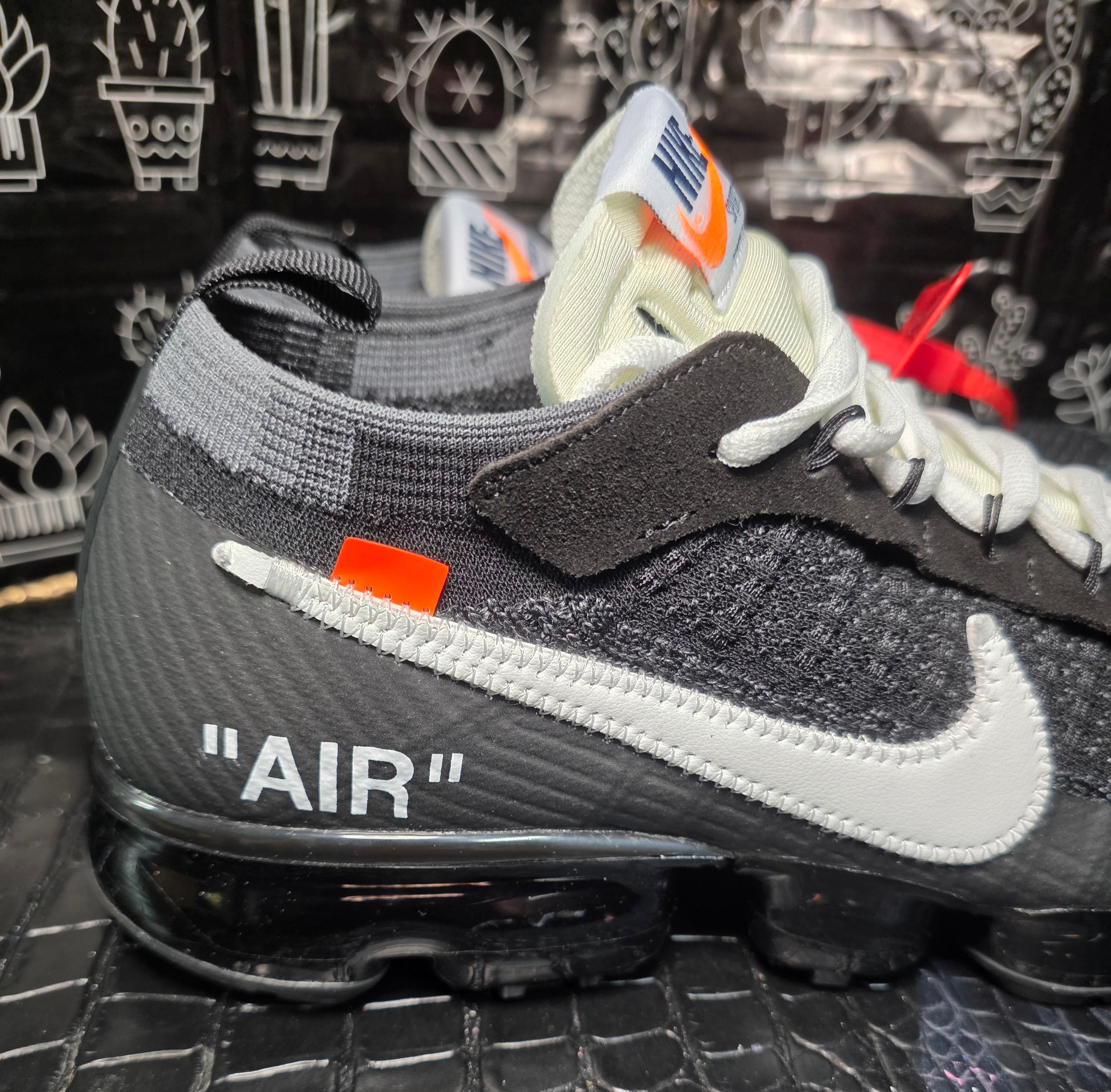 Off‑White x Nike Air VaporMax Plus — Black/Black — 1:1 Spec — US 11