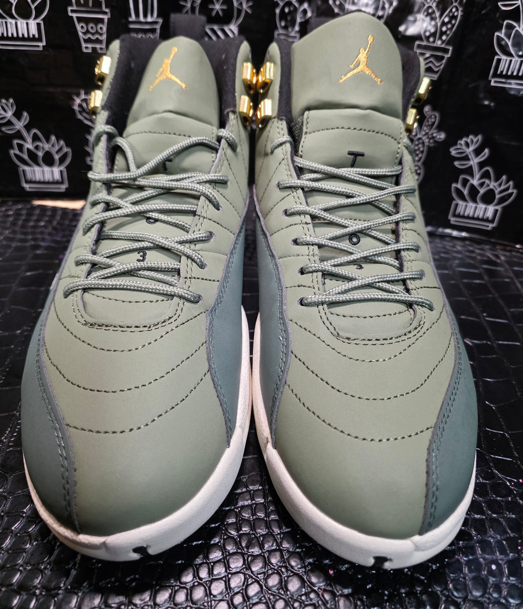 Jordan 12 “Olive” — Chris Paul Class of 2003 PE (Design‑Inspired) — US 11 — Like New