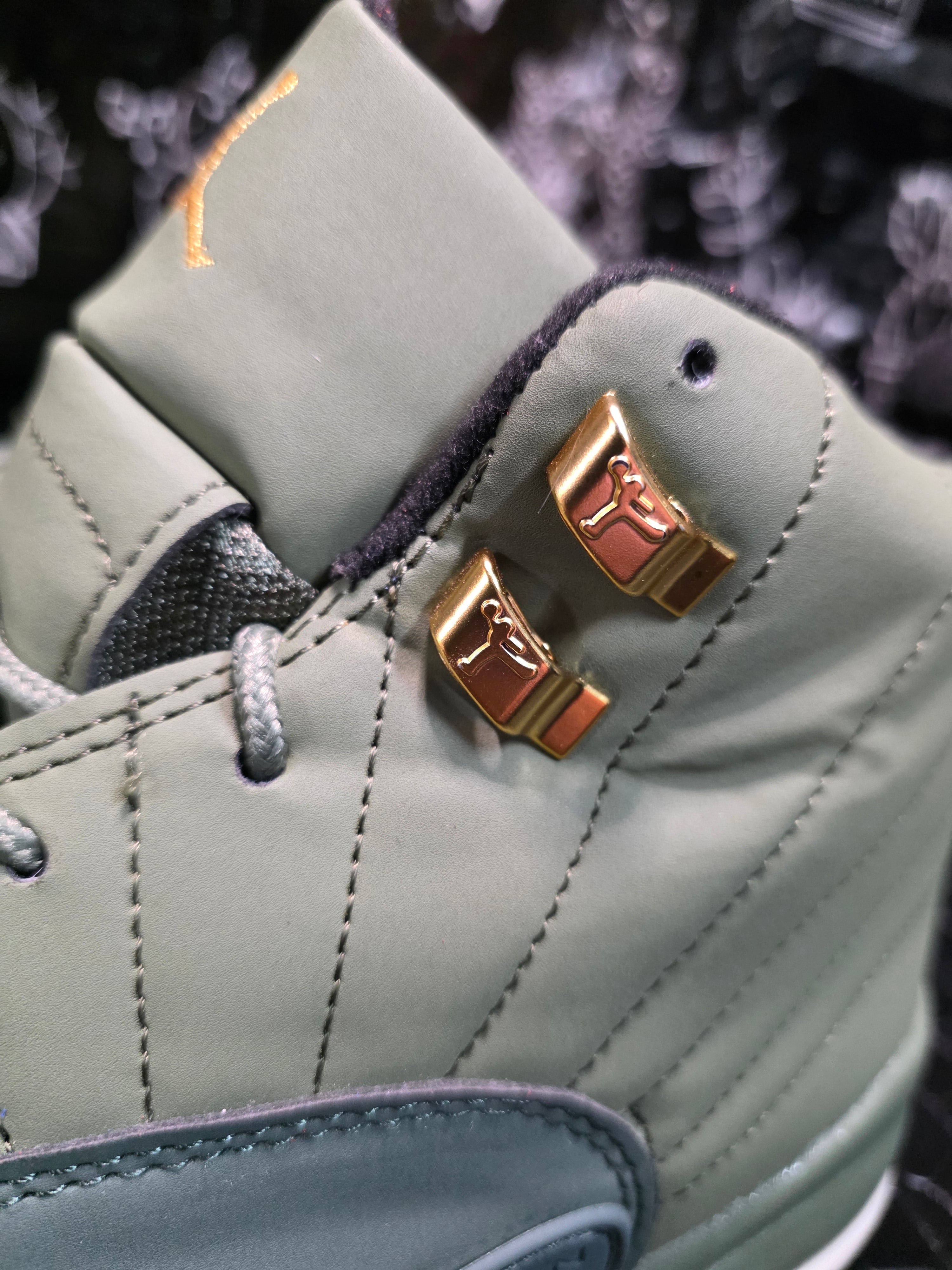 Jordan 12 “Olive” — Chris Paul Class of 2003 PE (Design‑Inspired) — US 11 — Like New