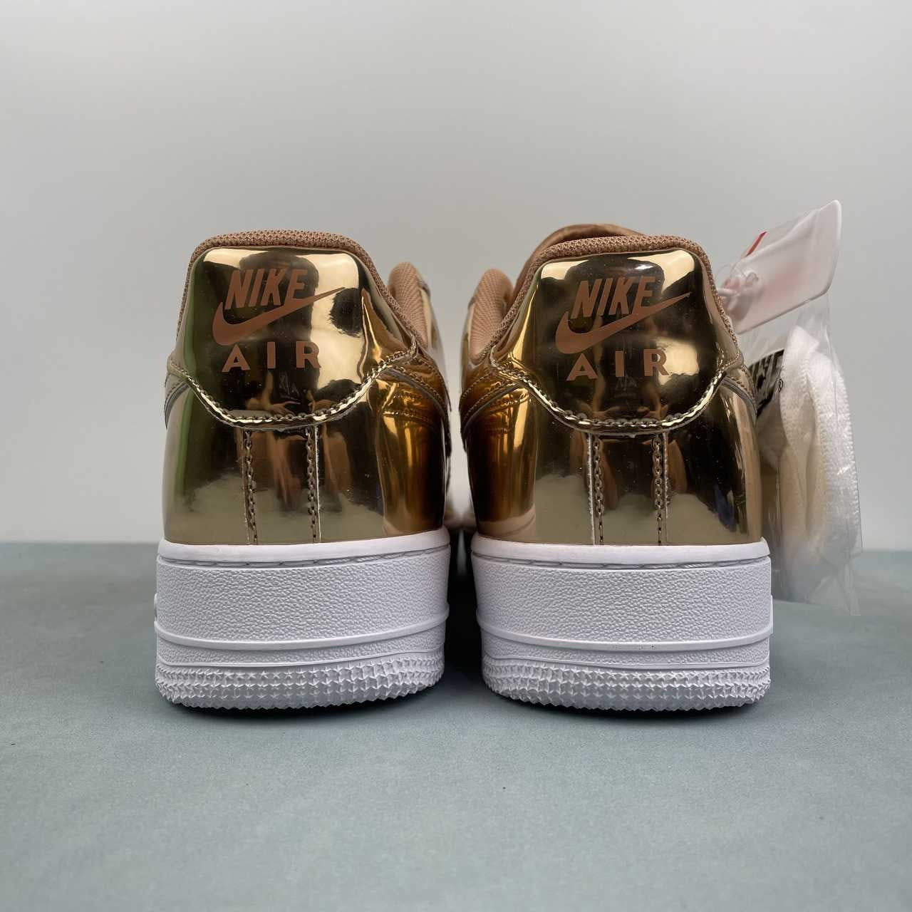 Air Force 1 – Design-Inspired "24 Karats" Metallic Gold Custom Tribute Build AF1-025