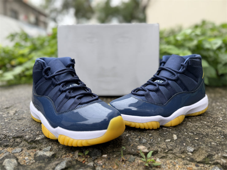 Jordan 11 - Design-Inspired "Michigan" Custom Tribute - AJ11-MICH-1134