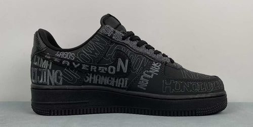 AF1-030 World Tour '82 – pair with box, side profile view showing city name embroidery