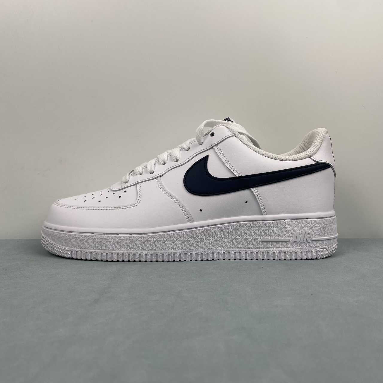 AF1-040 USA Soccer Tribute – medial side profile showing white leather panels and navy swoosh tip