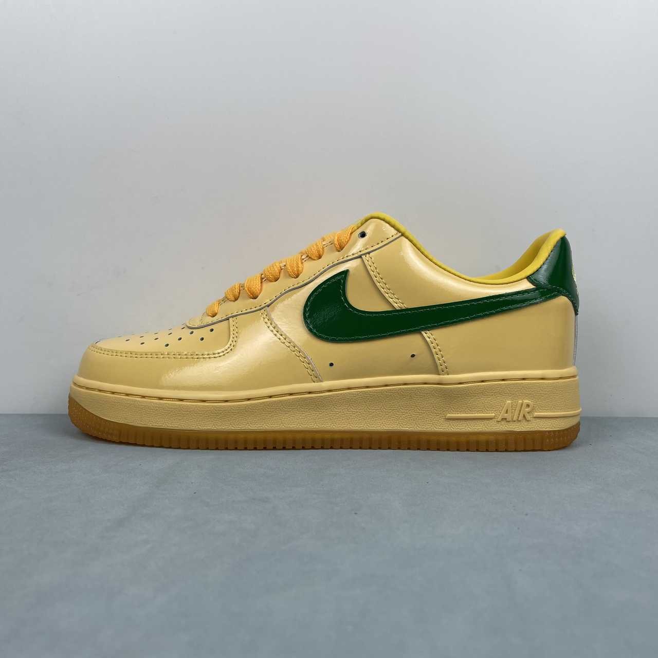 AF1-038 Vanilla Forest Patent – lateral profile clean studio shot showing full colorway and silhouette