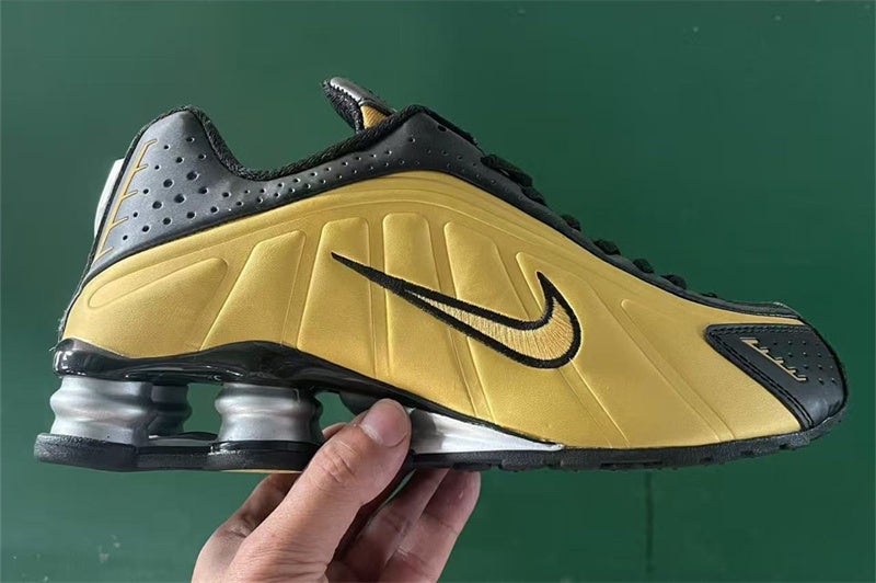 Nike Shox R4 – Design-Inspired "Gold Black" Custom Tribute Build SX-014