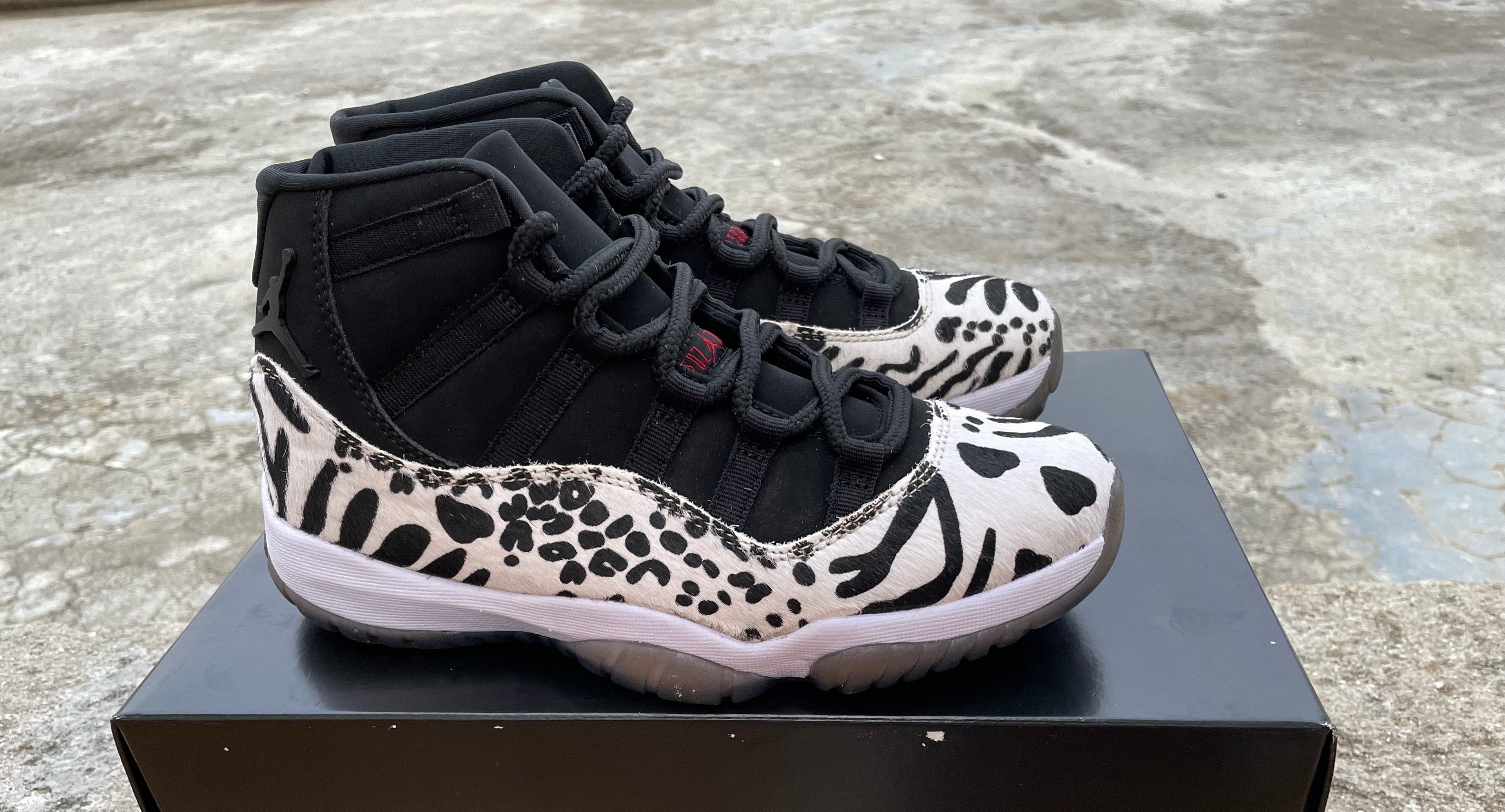 Jordan 11 – Design-Inspired "Animal Instinct" Custom Tribute Build AJ11-ANML-1102