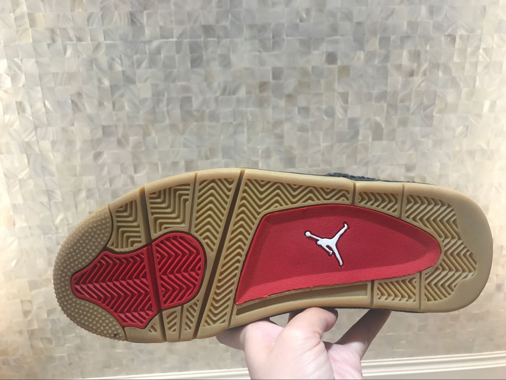 422 — Jordan 4 “Levi’s Pack” — Design‑Inspired Sneaker Set