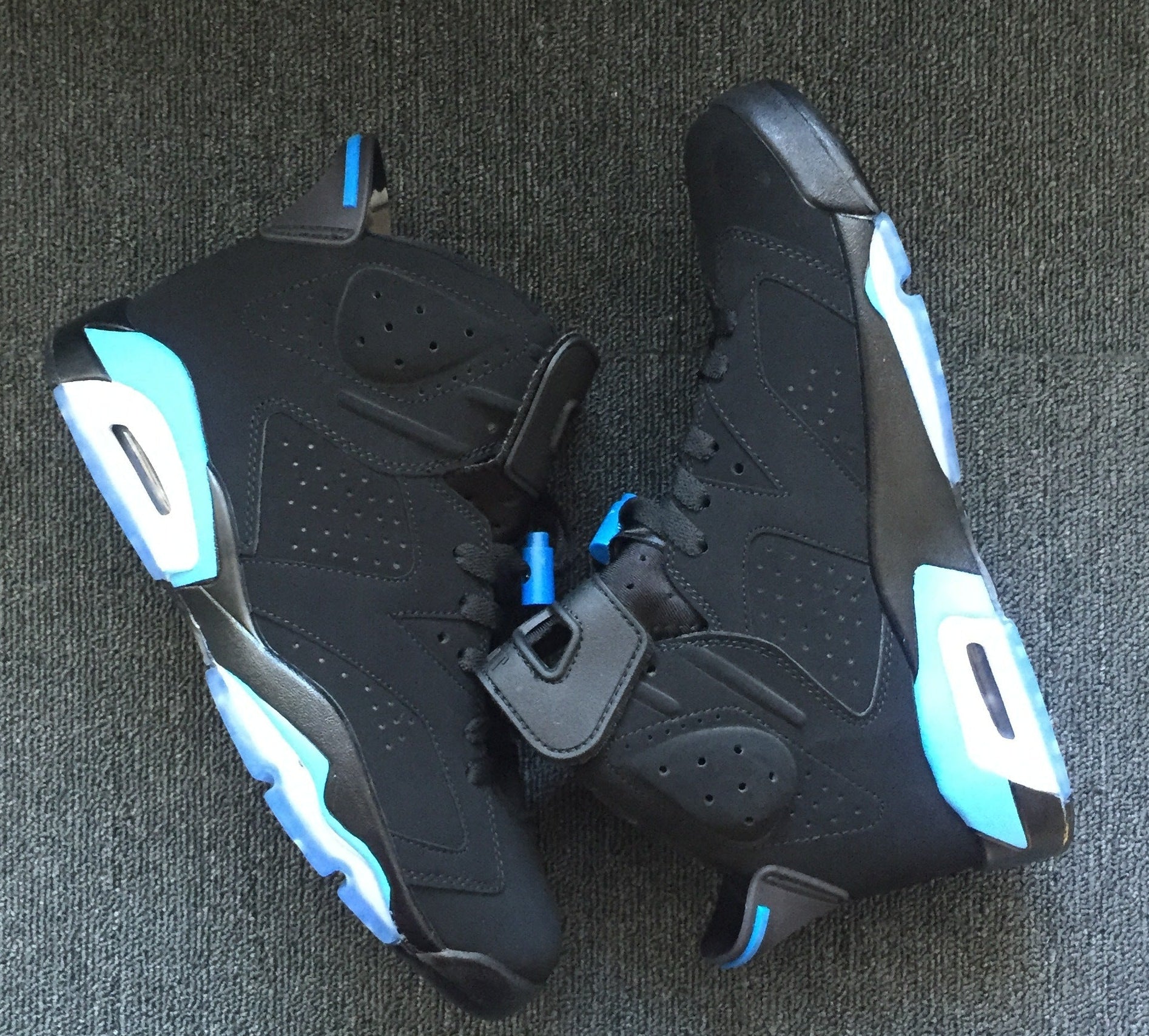 604 — Jordan 6 “Sport Blue” — Design‑Inspired Sneaker