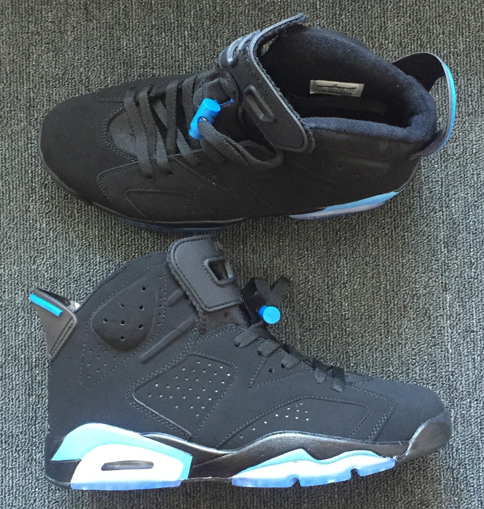 Jordan 6 - Design-Inspired "UNC Black" Custom Tribute Build AJ6-BLKUNC-604