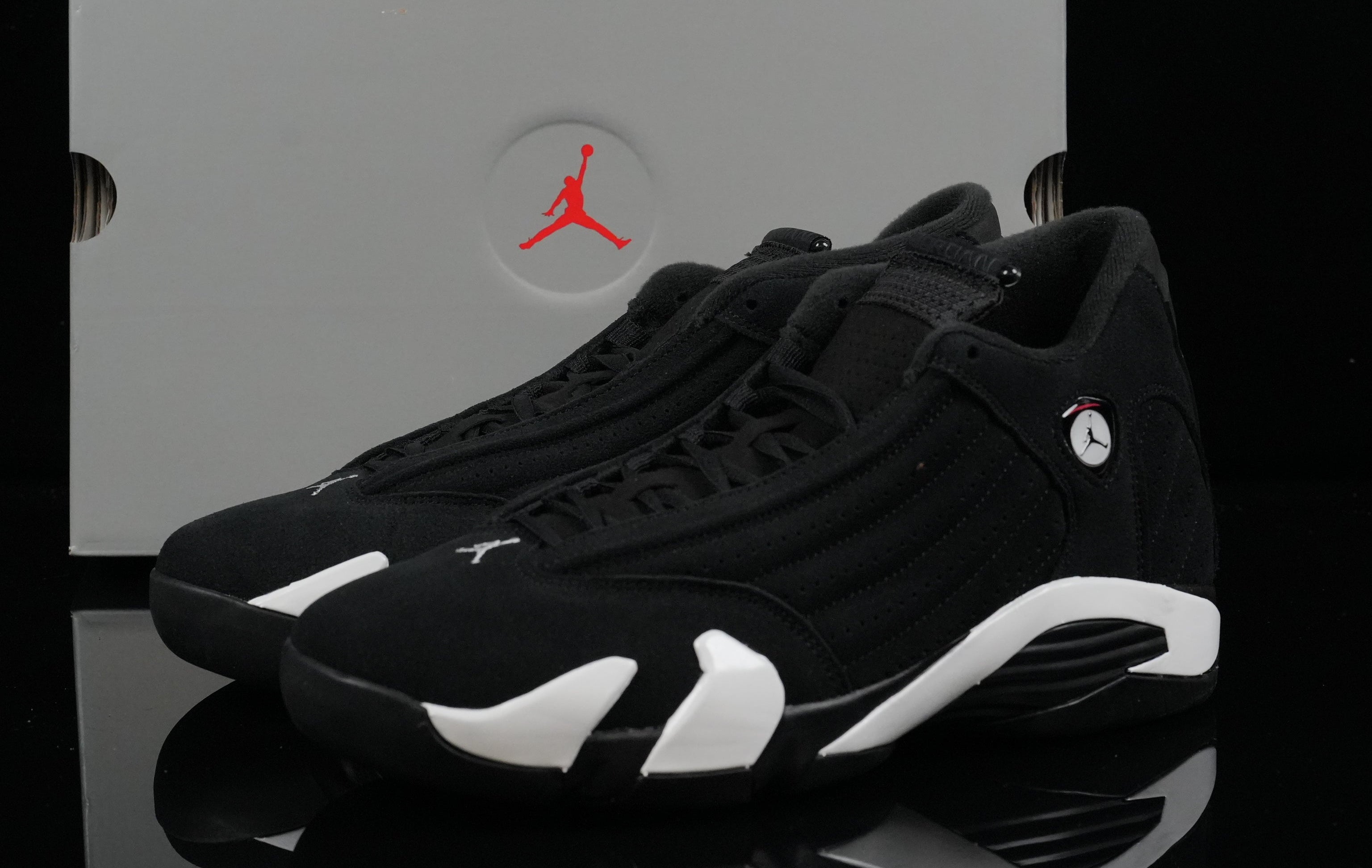 Jordan 14 – Design-Inspired "Black/White" Custom Tribute Build AJ14‑BW‑1400