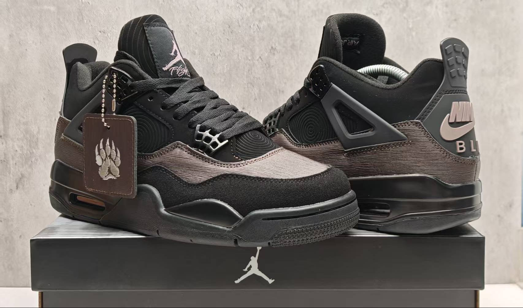 Jordan 4 - Design-Inspired "Berlins" ER-Editions - Tribute Build - AJ4-BRLN-475