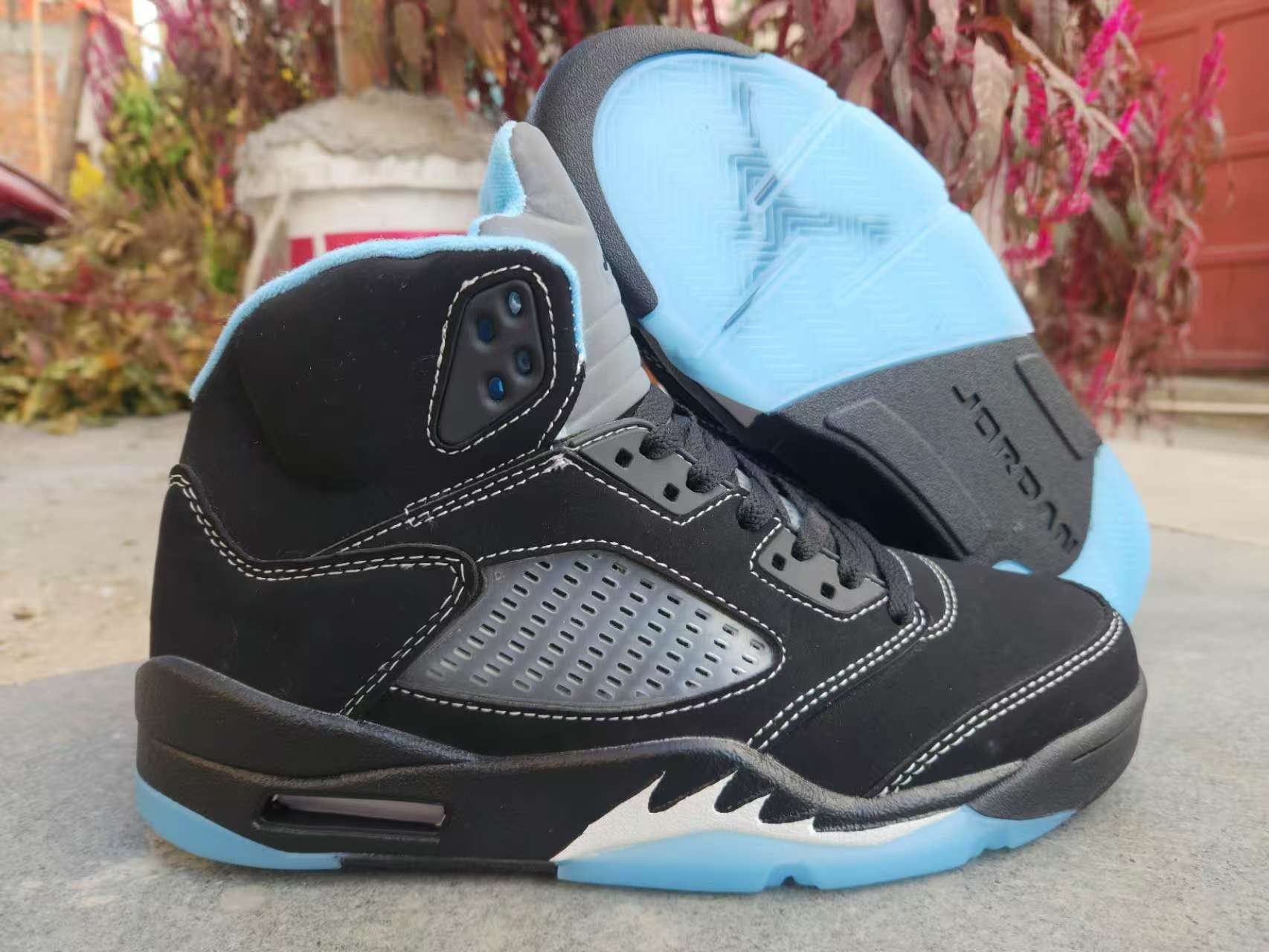 Air Jordan 5 – Design-Inspired "Black UNC" Custom Tribute Build AJ5-UNC-530