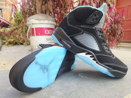 Air Jordan 5 – Design-Inspired "Black UNC" Custom Tribute Build AJ5-UNC-530