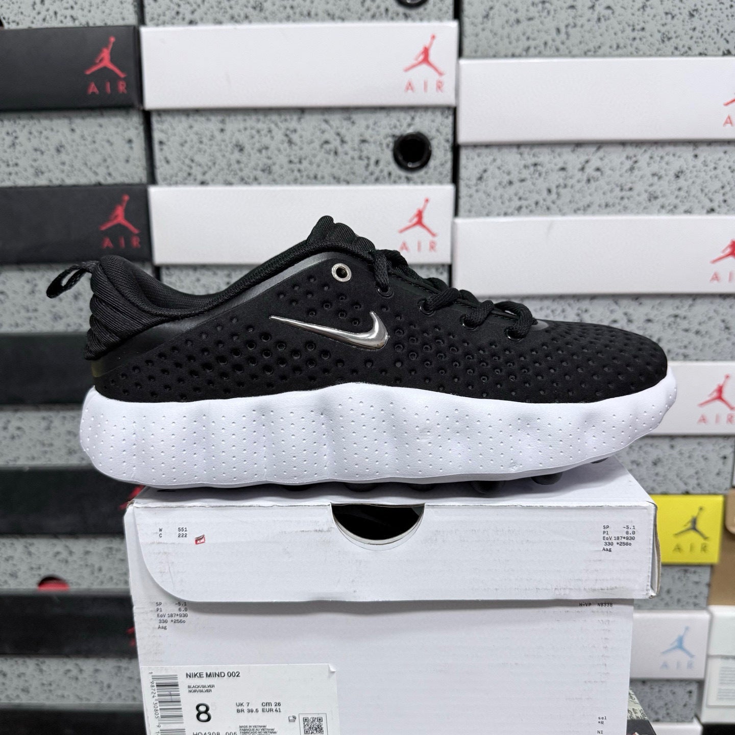 Nike Mind 002 - Tribute Sneaker — Design‑Inspired Footwear - MND‑SNKR‑002