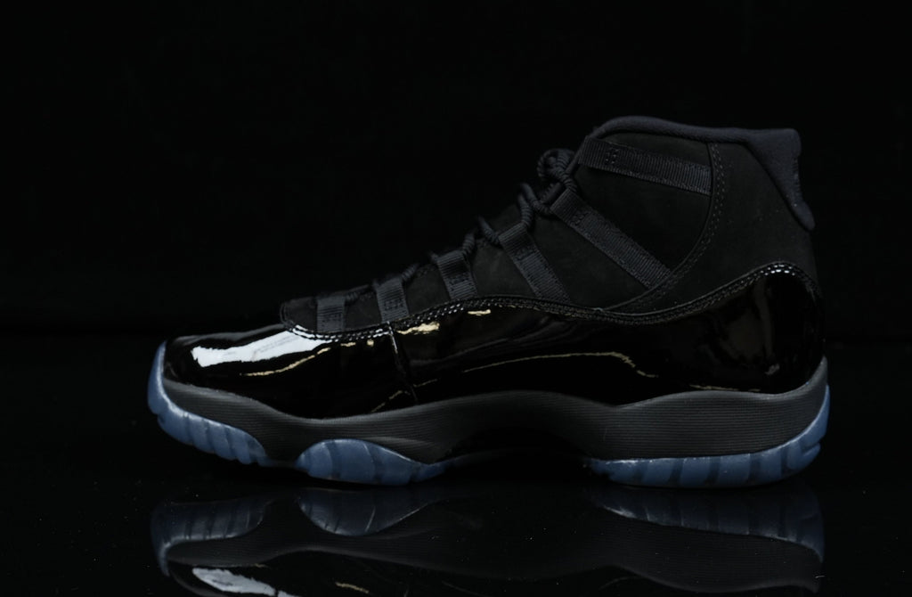 Jordan 11 – Design-Inspired "Cap & Gown" Custom Tribute Build AJ11-CAPGOWN-1106