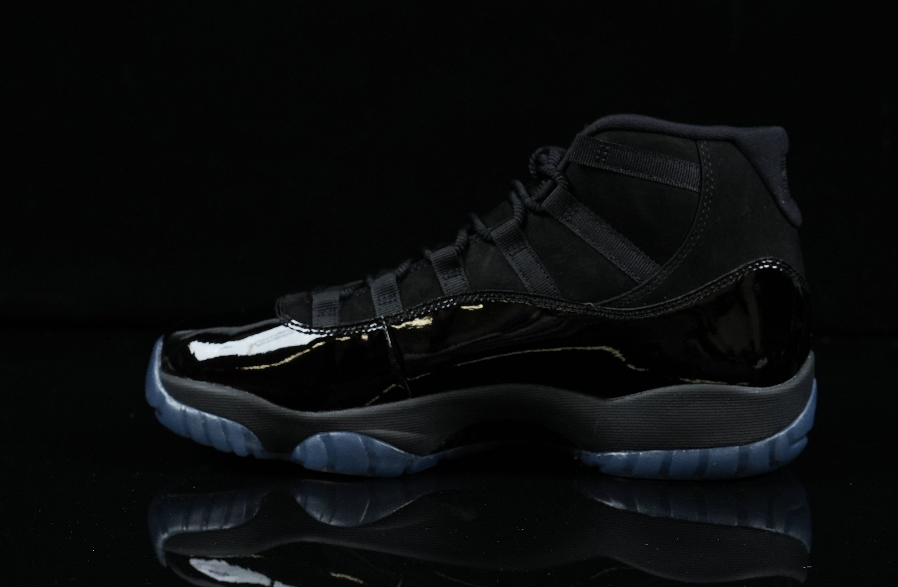 Jordan 11 – Design-Inspired "Cap & Gown" Custom Tribute Build AJ11-CAPGOWN-1106