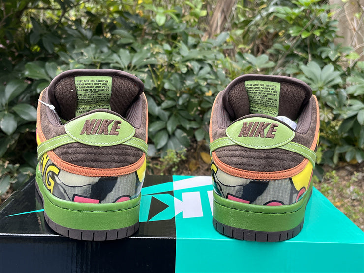 SBDNK‑005 — Nike SB Dunk Low “De La Soul” — Brown/Green/Graphic — Design‑Inspired