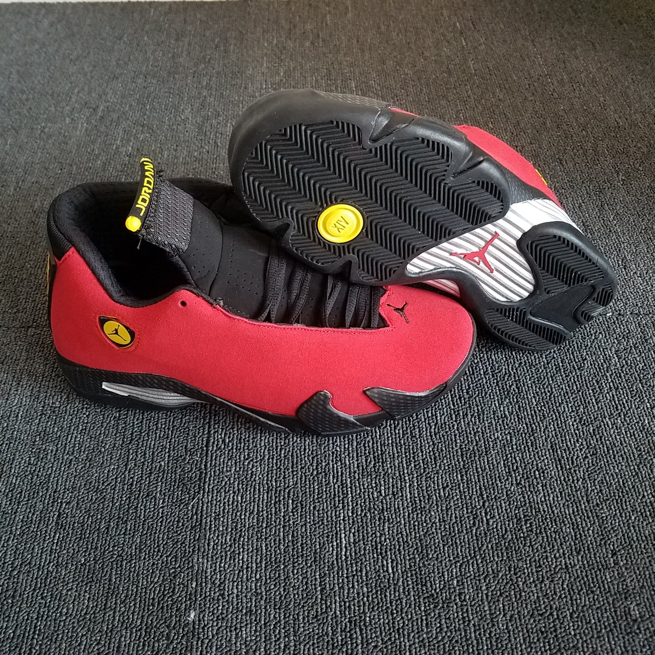 1402 — Jordan 14 “Red Ferrari” — Varsity Red/Black/Carbon — Design‑Inspired