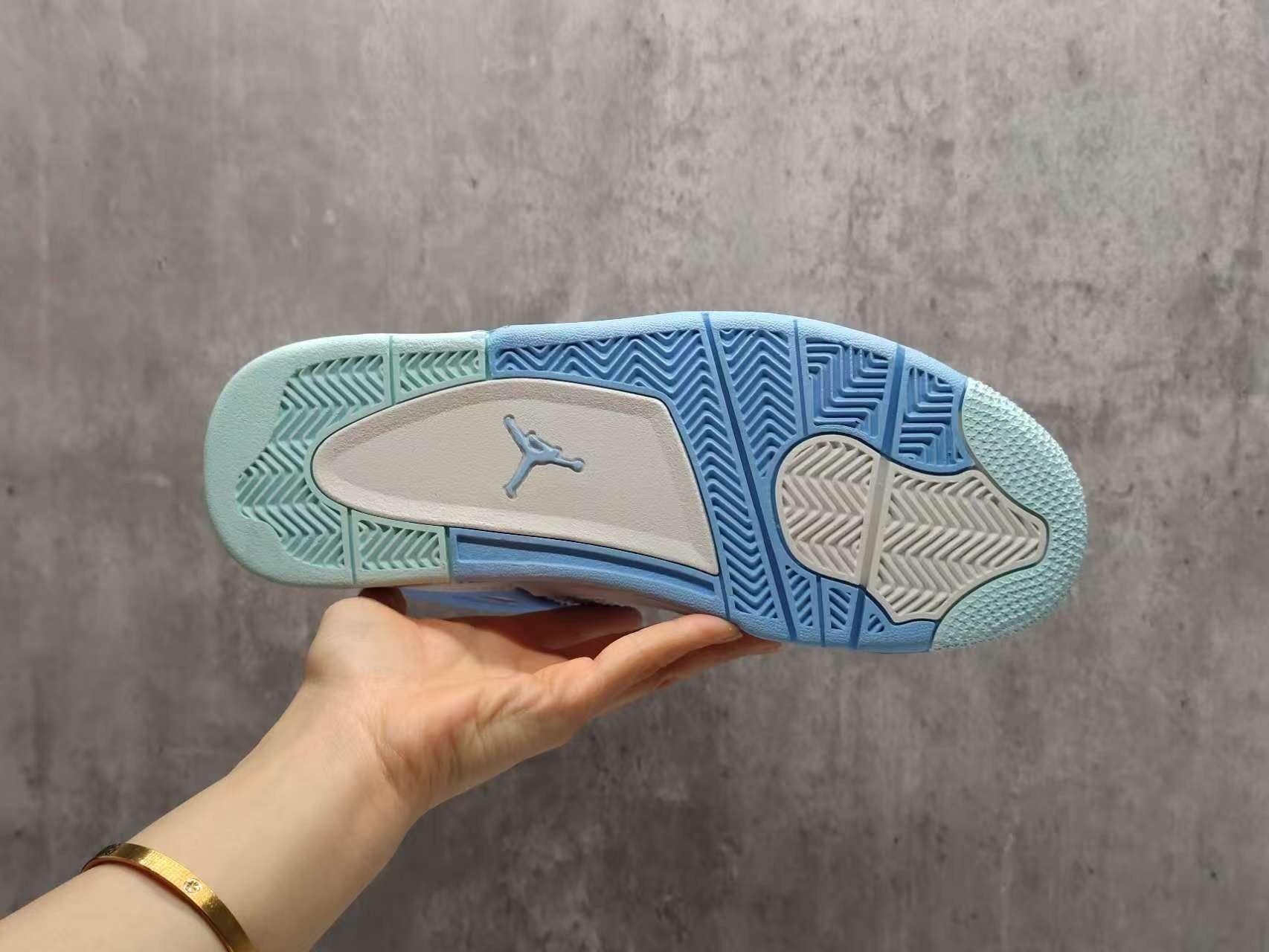 416 — Jordan 4 “Blue Chill” — Design‑Inspired Sneaker