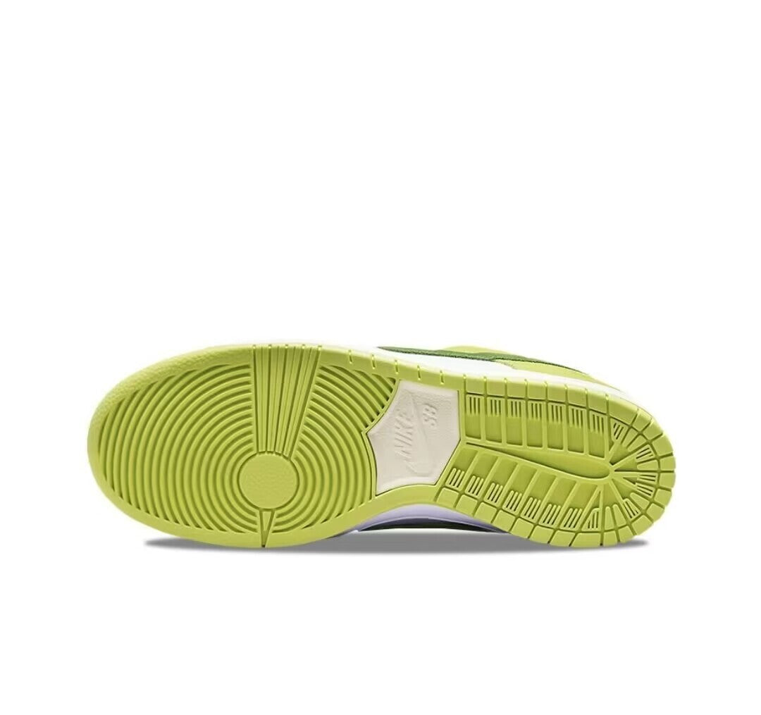 SBDNK‑010 — Nike SB Dunk Low “Green Apple” —  Design‑Inspired