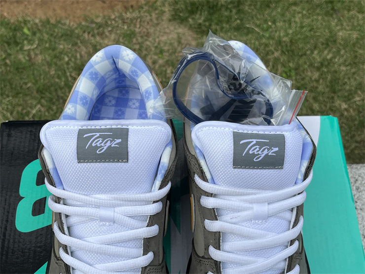 Nike SB Dunk Low – Design‑Inspired "TAGZ Grey Lobsters" Custom Tribute Build SBDNK‑071