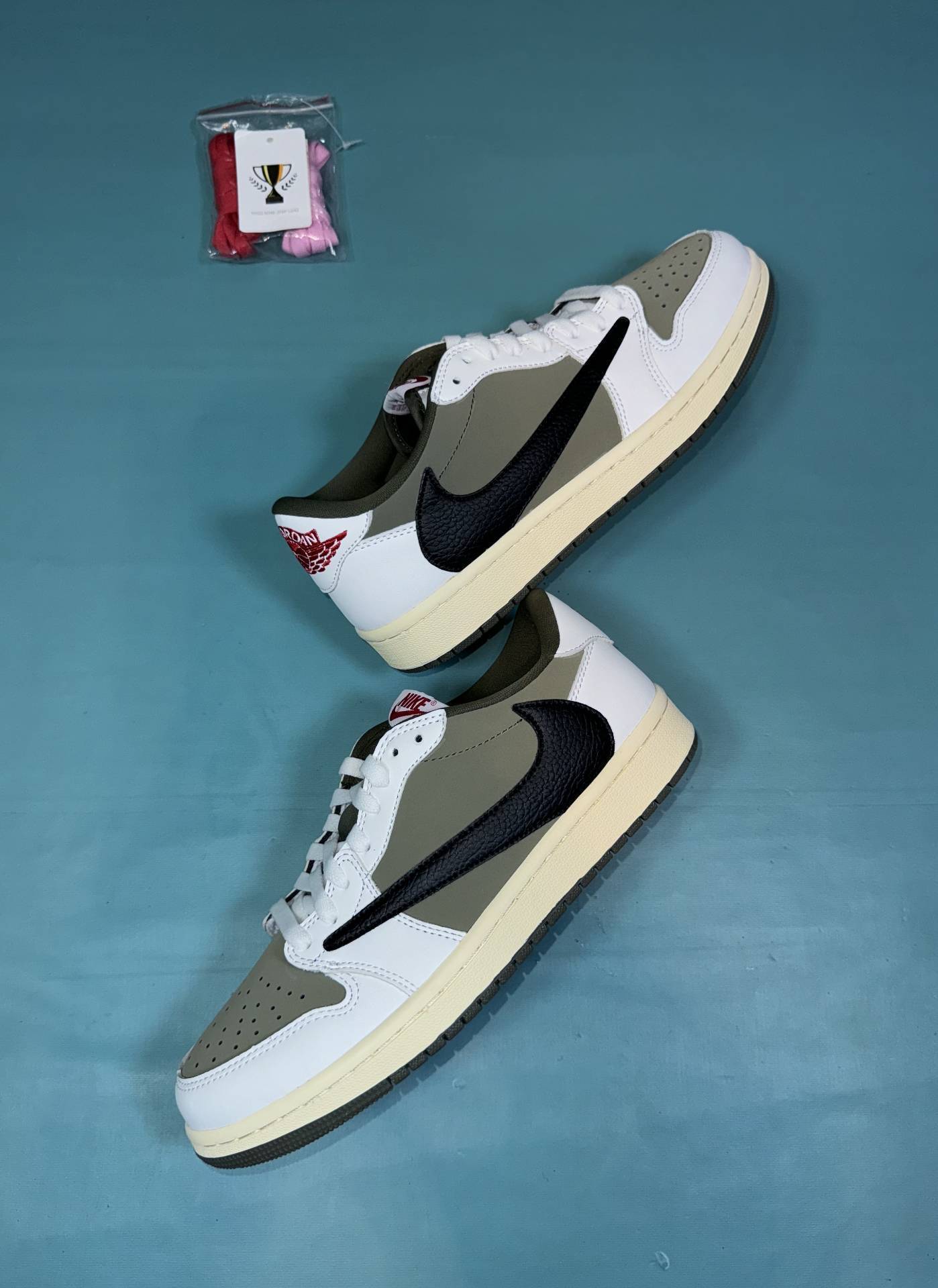 TS‑JRDNS‑003 — Jordan 1 Low Travis Scott “Medium Olive” — Design‑Inspired