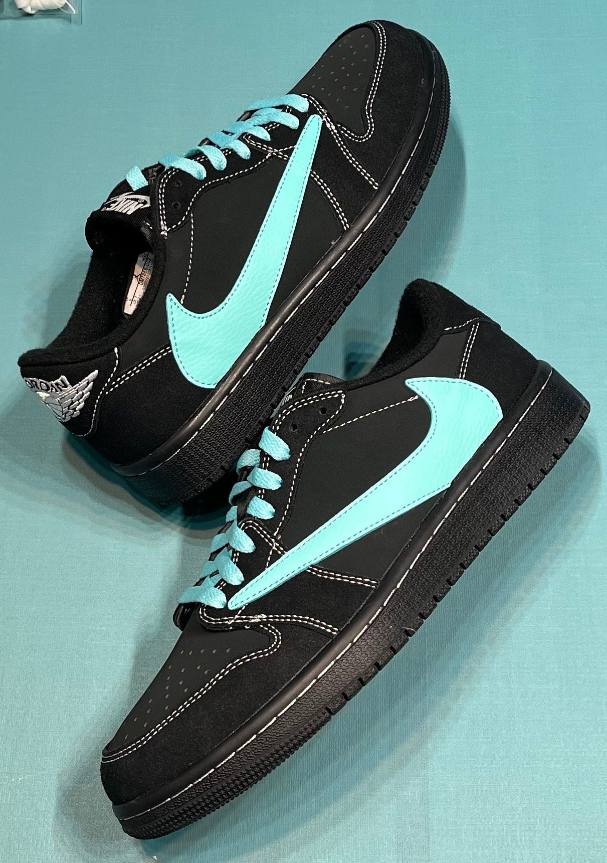TS‑JRDNS‑038 — Jordan 1 Low Travis Scott “Tiffany Phantom” — Fantasy Build