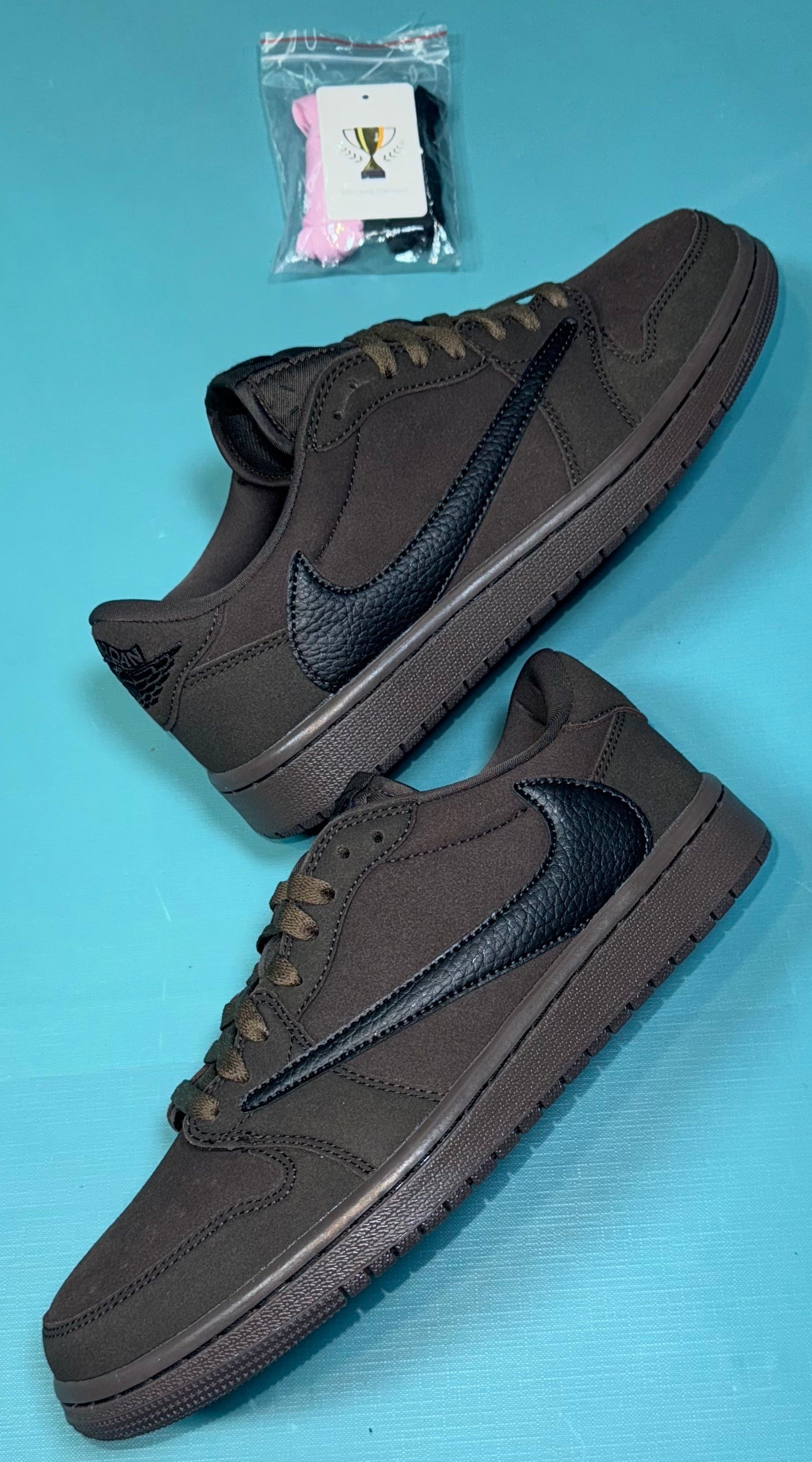 TS‑JRDNS‑008 — Jordan 1 Low Travis Scott “Dark Mocha” — Design‑Inspired