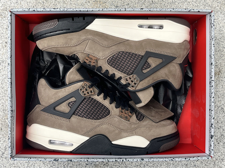 TS‑JRDNS‑043 — Jordan 4 “Travis Scott Mocha F&F” — Fantasy Build