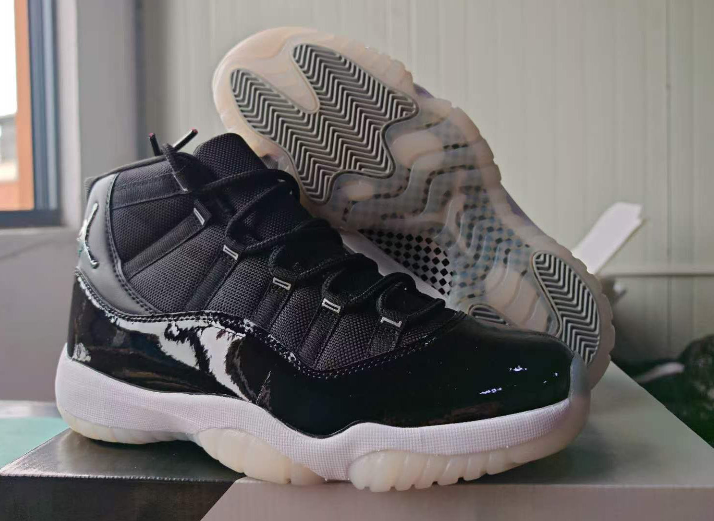 Jordan 11 – Design-Inspired "25th Anniversary / Jubilee" Custom Tribute Build AJ11-JUBILEE-1112
