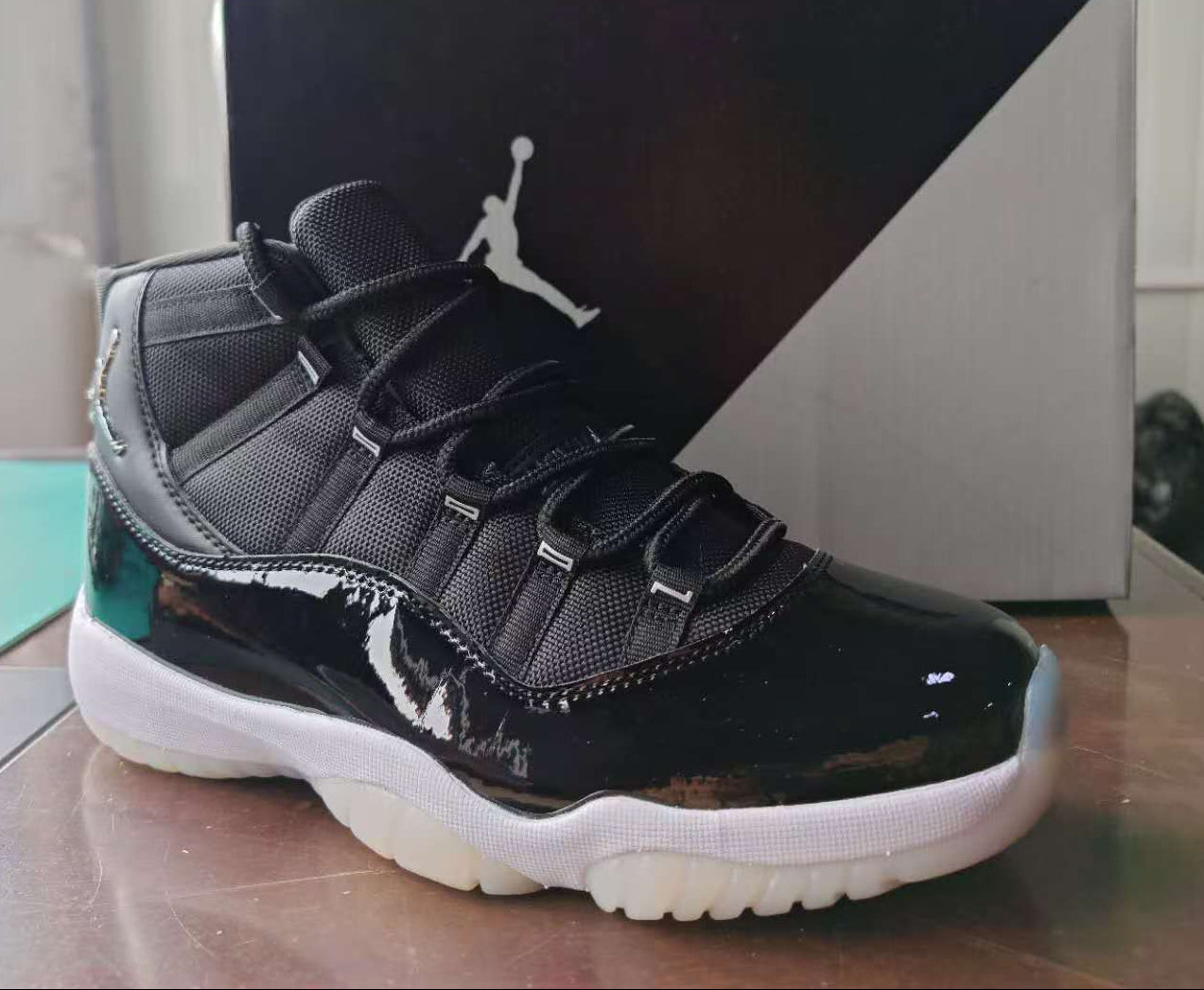 Jordan 11 – Design-Inspired "25th Anniversary / Jubilee" Custom Tribute Build AJ11-JUBILEE-1112
