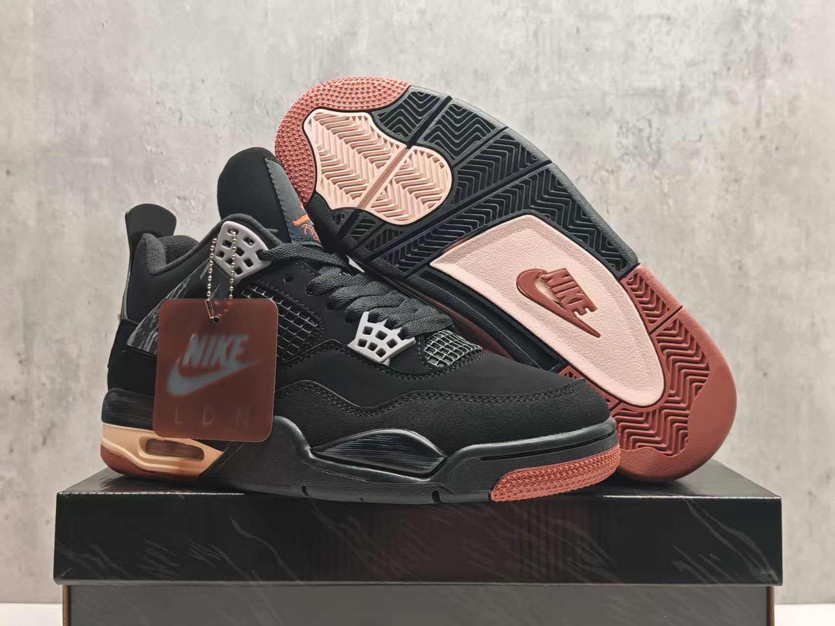 Jordan 4 - Design-Inspired "London's" - Tribute Build - AJ4-LNDN-476